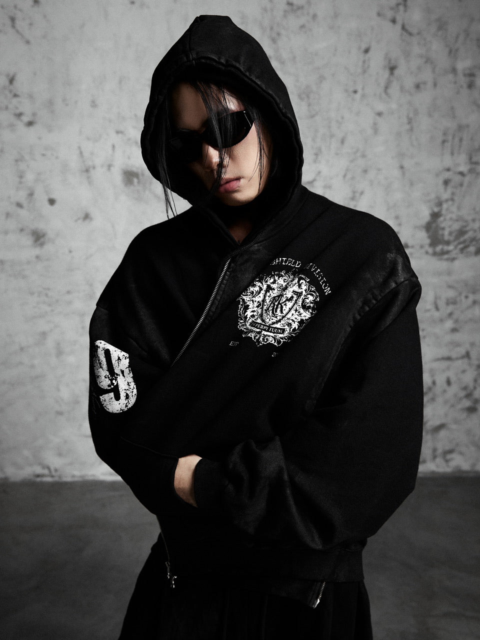 【Rosen Kreuz】COATED SHIELD ZIP UP HOODIE
