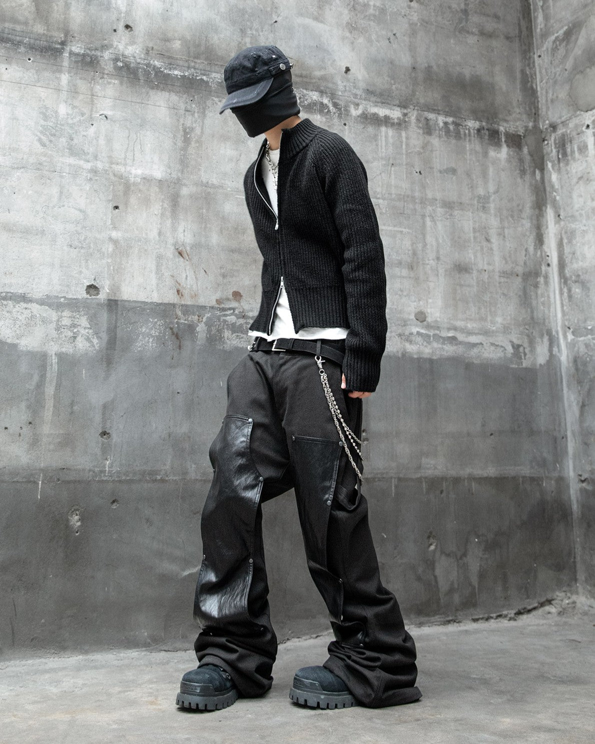 【roaringrad】Side-Zip Crop Knit Zip-Up