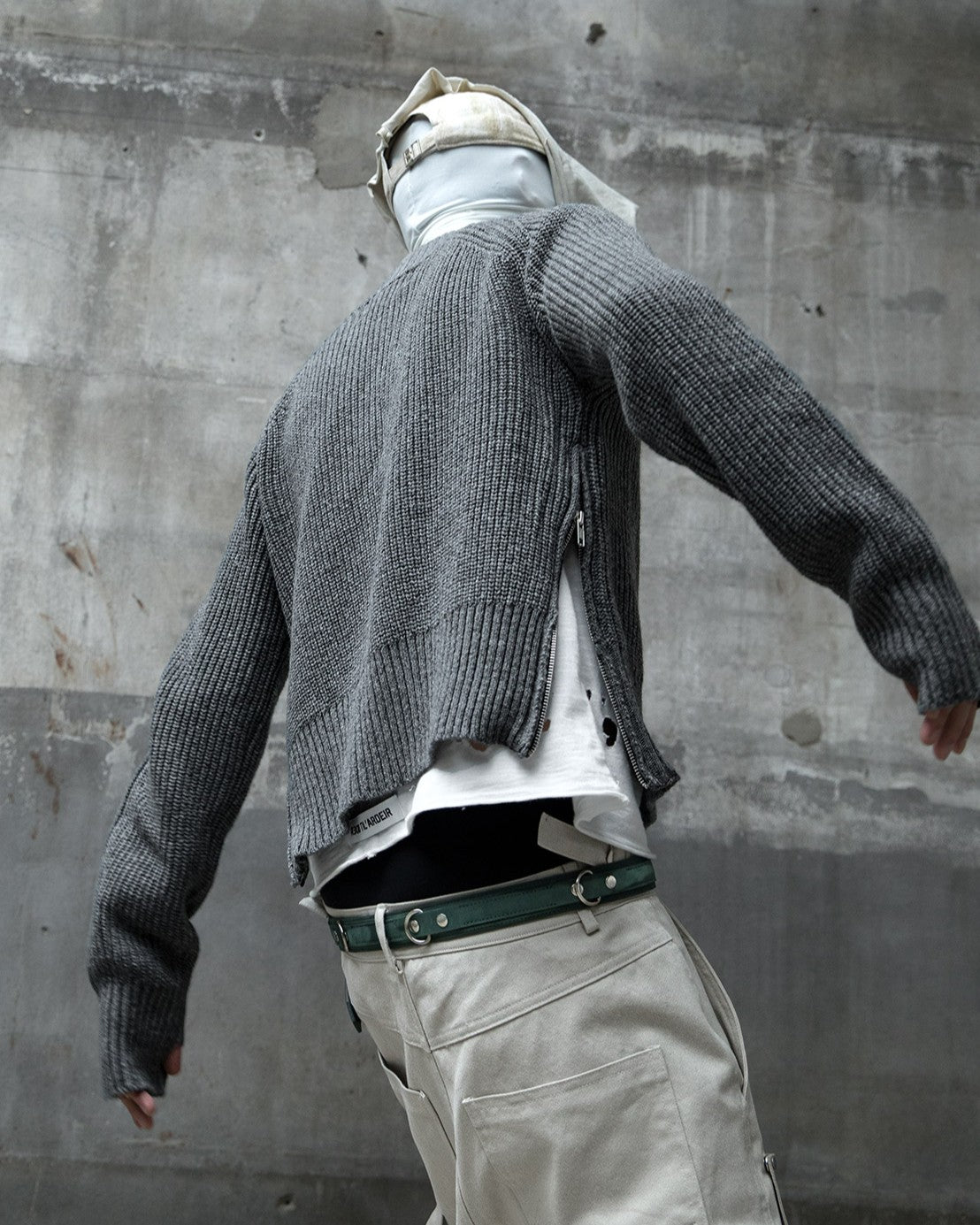 【roaringrad】Side-Zip Crop Knit Zip-Up