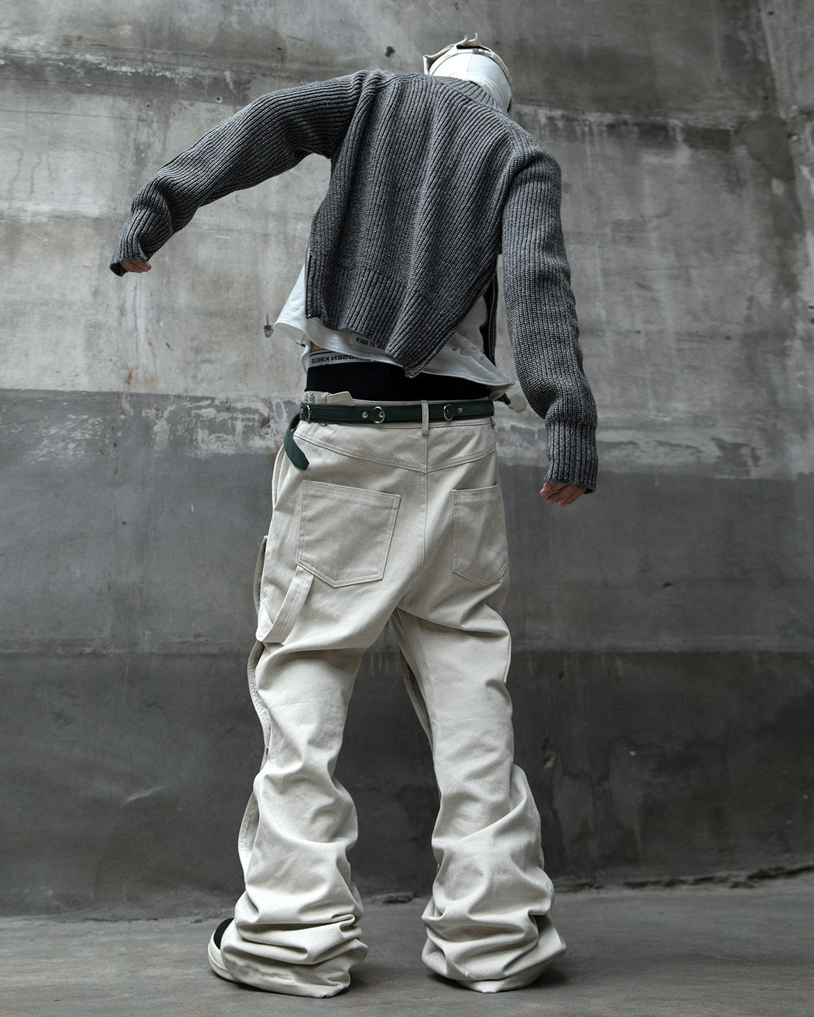 【roaringrad】Side-Zip Crop Knit Zip-Up