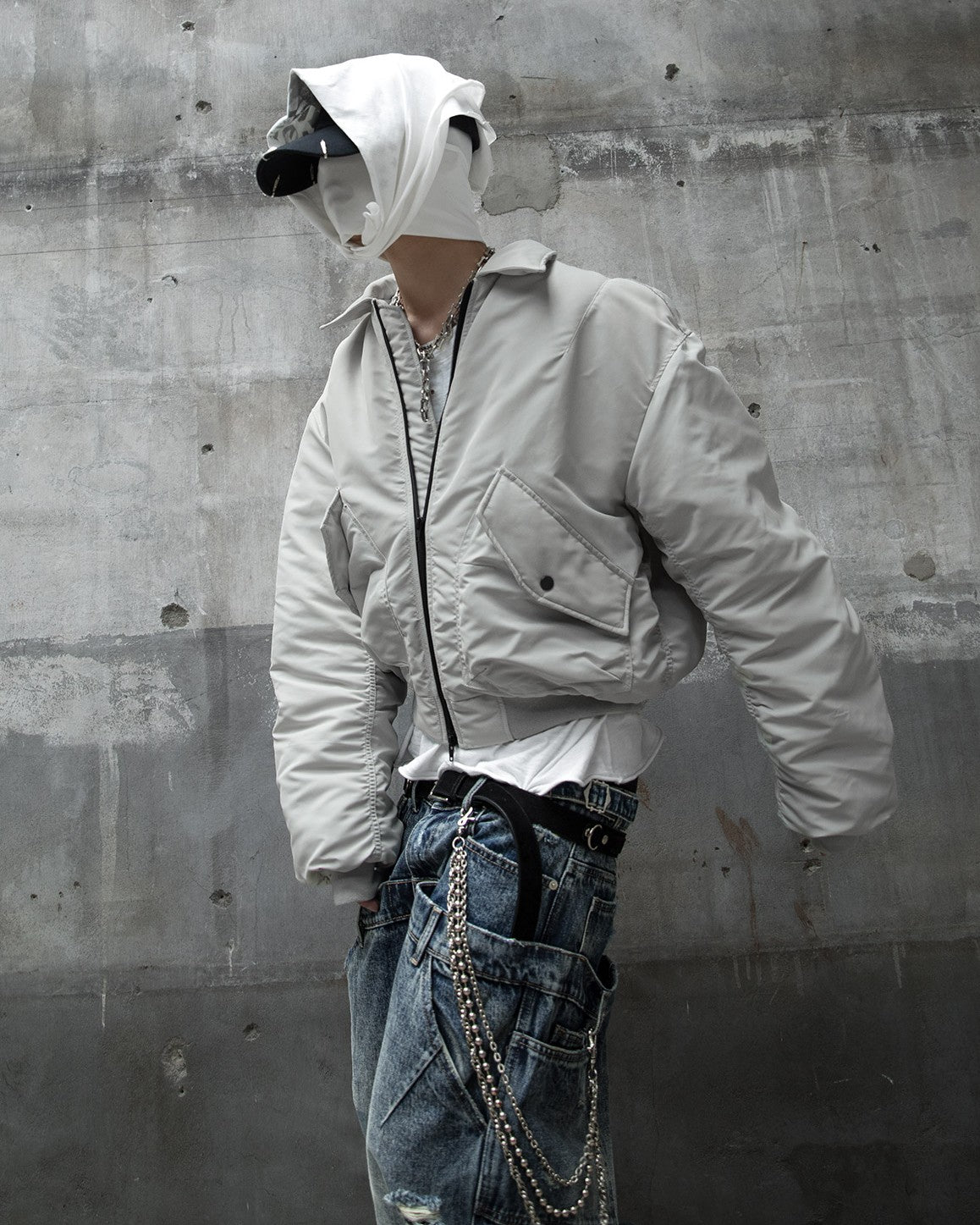 【roaringrad】26 Shirring Crop Bomber