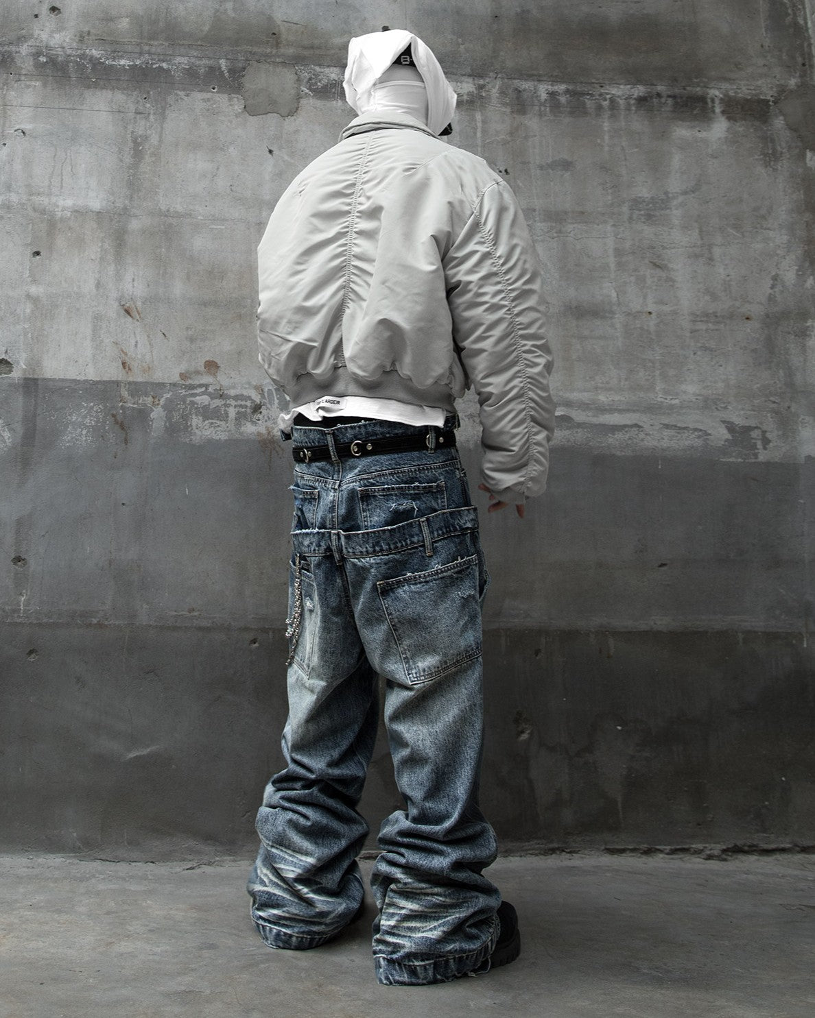 【roaringrad】26 Shirring Crop Bomber