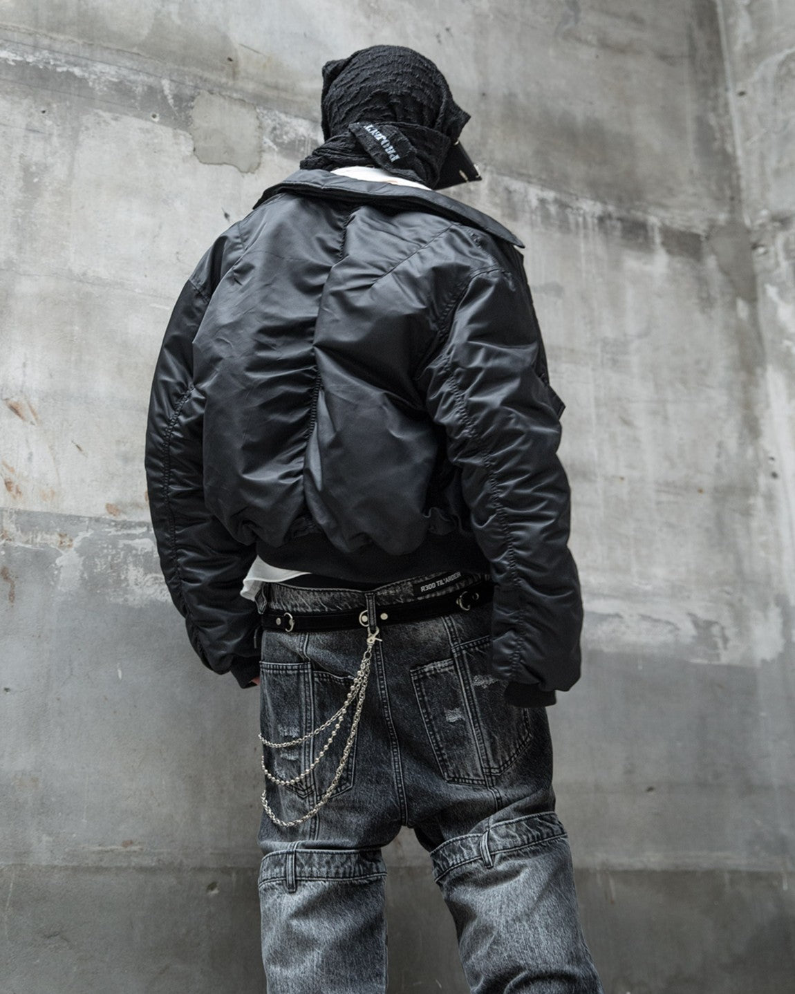 【roaringrad】26 Shirring Crop Bomber