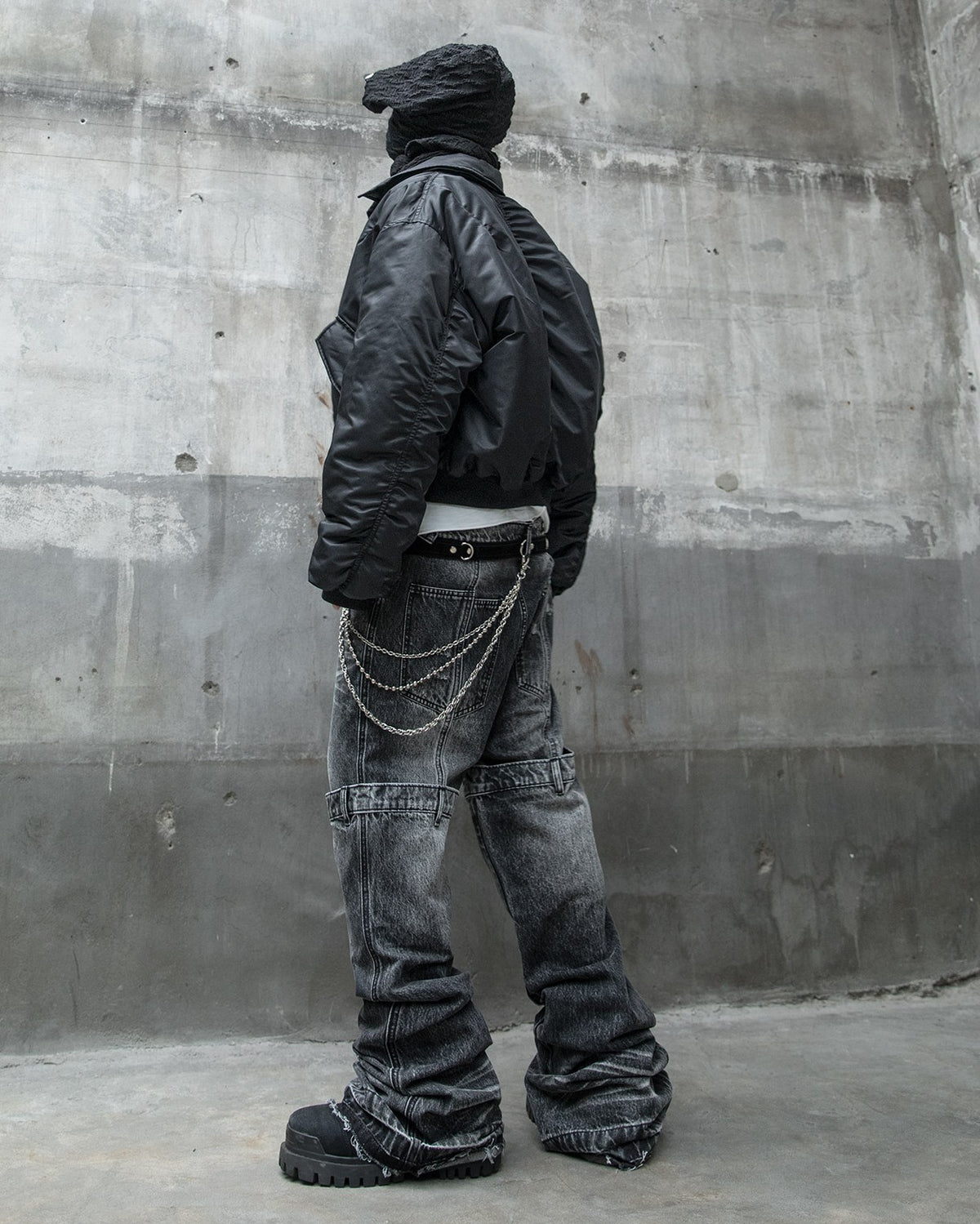 【roaringrad】26 Shirring Crop Bomber