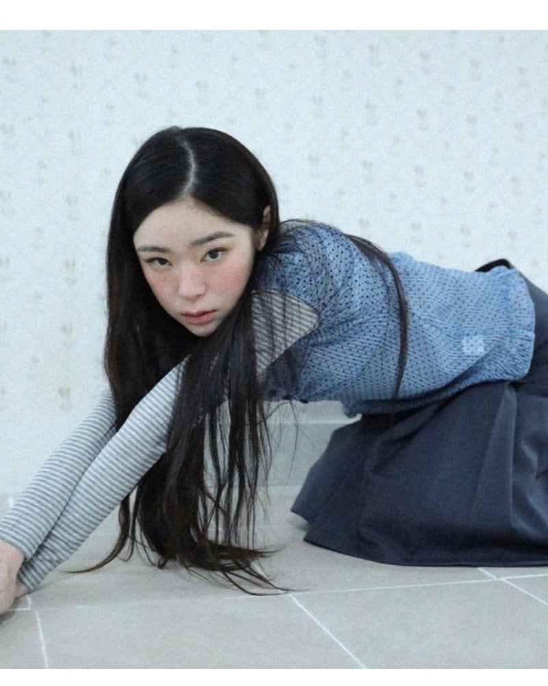 【Uglyshadow】DOT SHIRRING BLOUSE