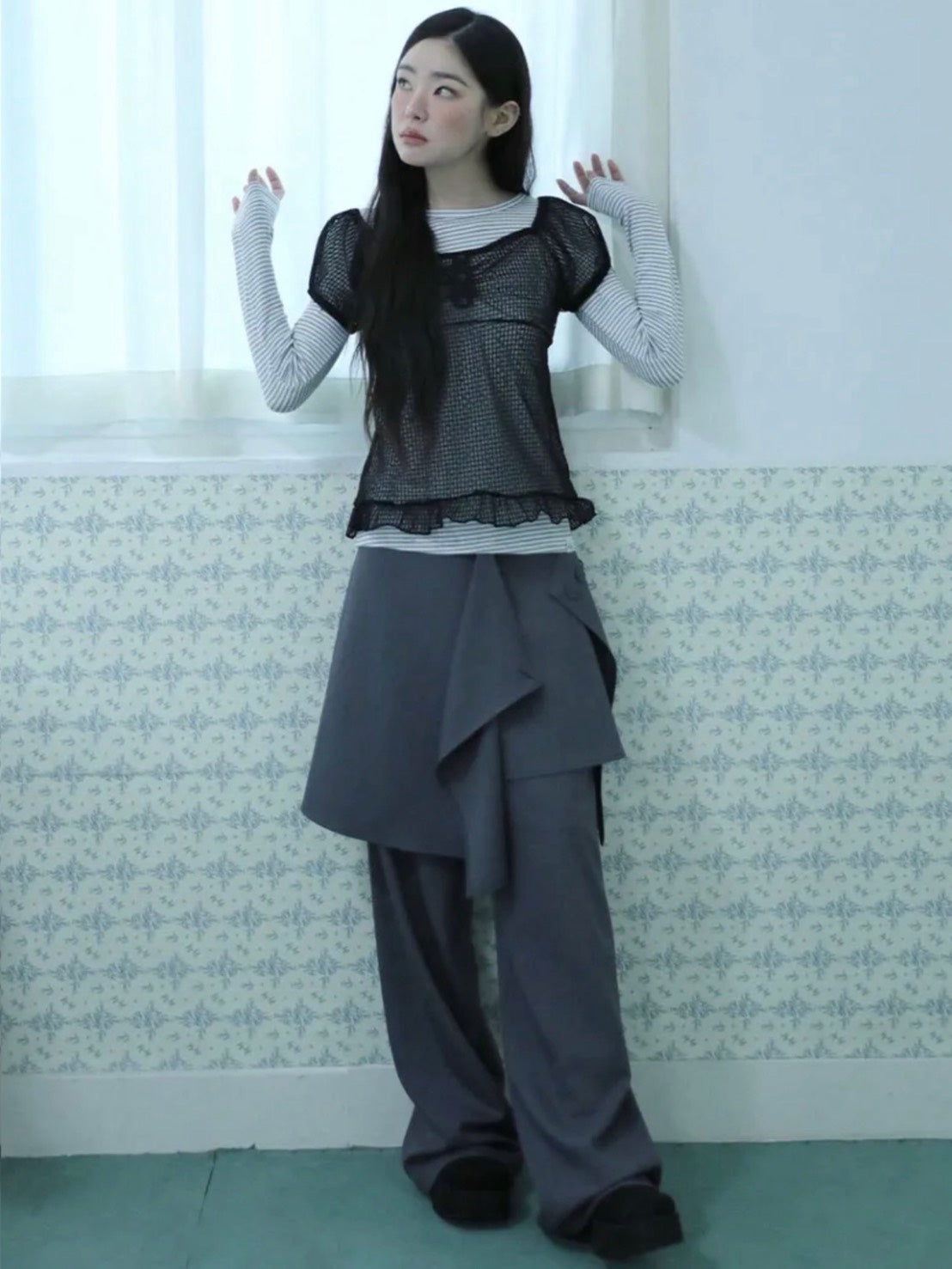 【Uglyshadow】DOT SHIRRING BLOUSE