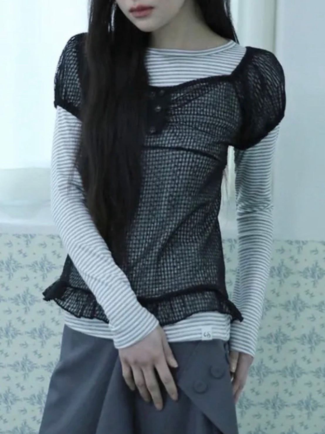 【Uglyshadow】DOT SHIRRING BLOUSE