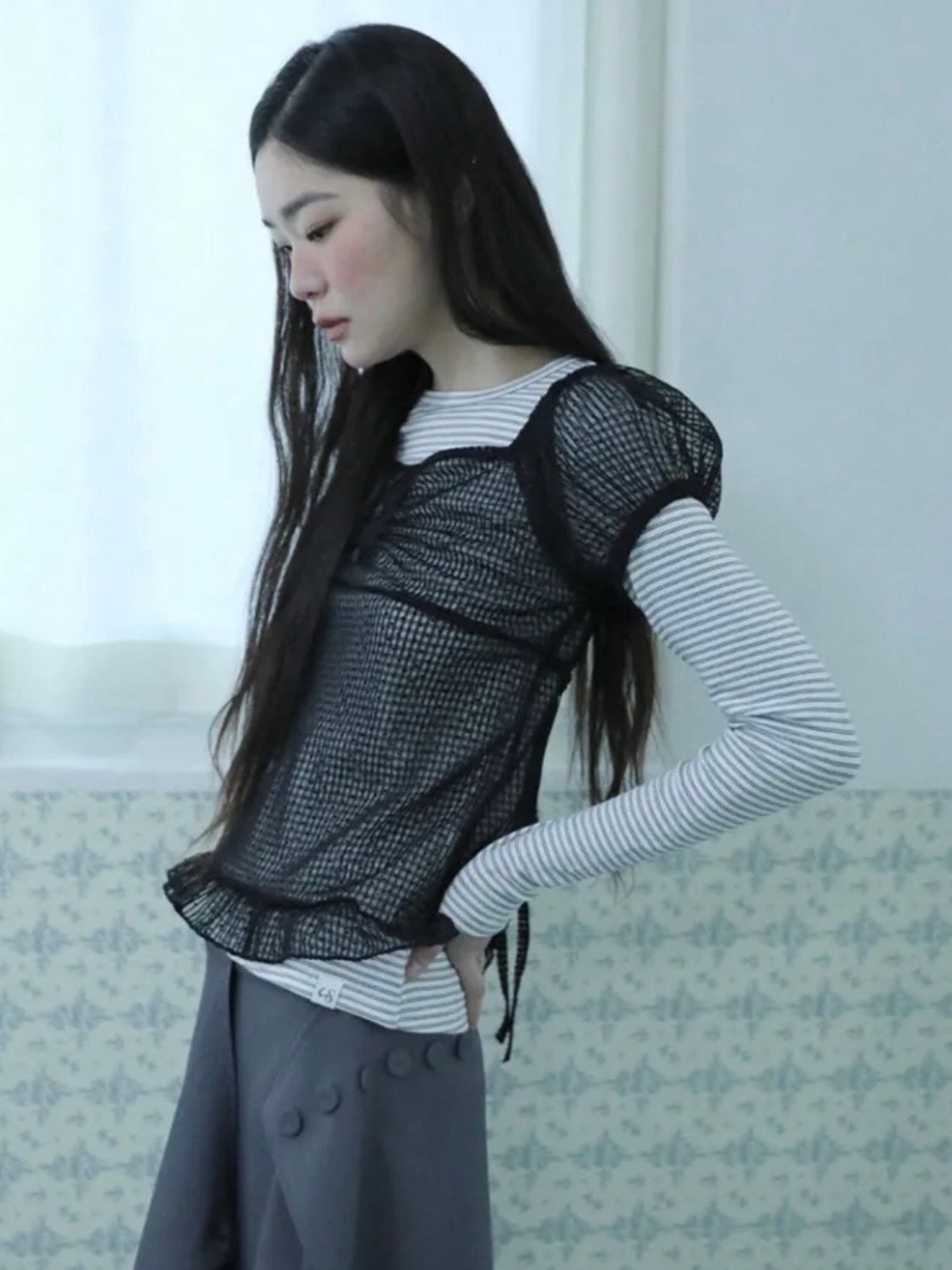 【Uglyshadow】DOT SHIRRING BLOUSE