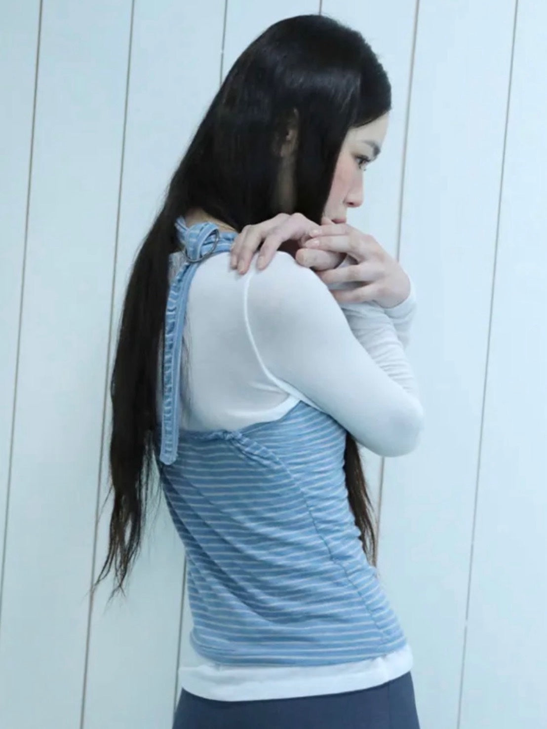 【Uglyshadow】STRIPED HALTER NECK LAYERED T-SHIRT
