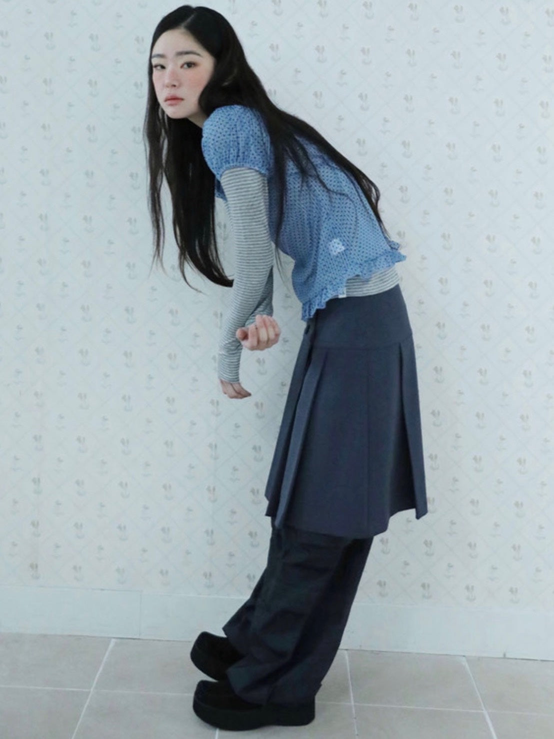 3/22 20:00発売【Uglyshadow】BUTTON DOUBLE PLEATED MIDI SKIRT
