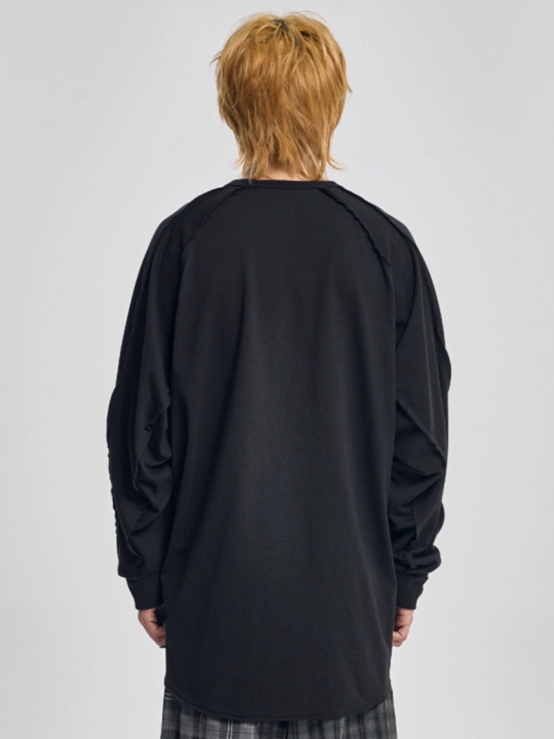 【AJOBYAJO】Raw Edge Sculpted Long Sleeve