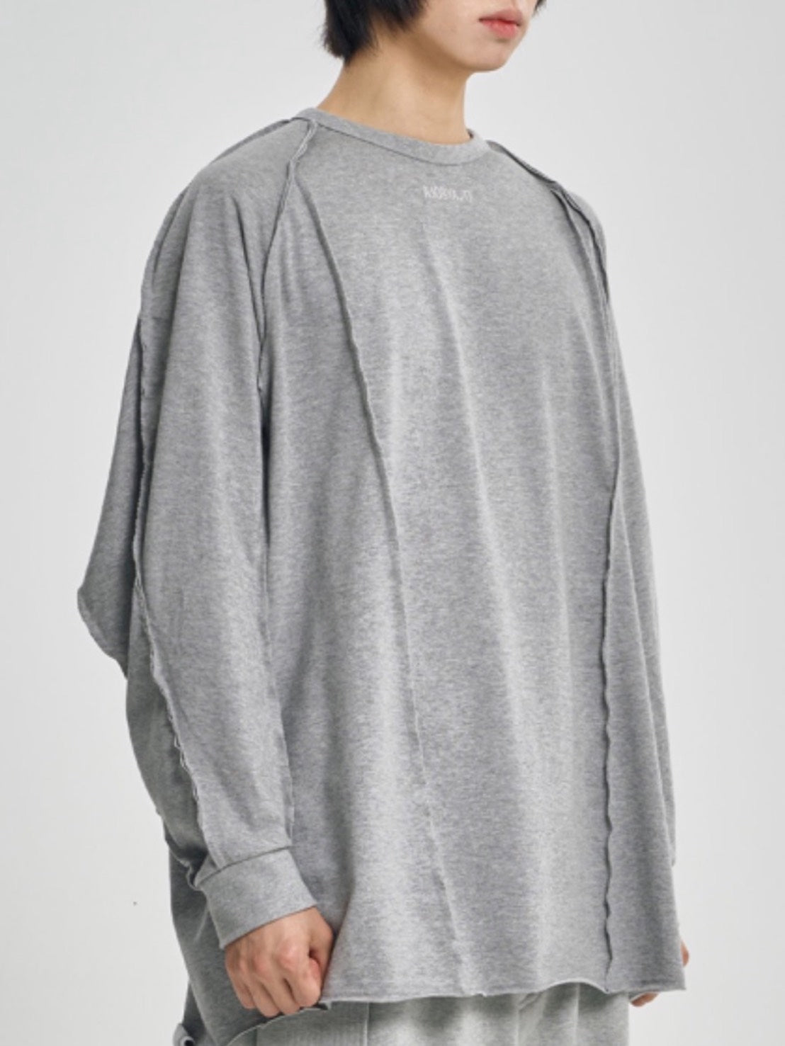 【AJOBYAJO】Raw Edge Sculpted Long Sleeve