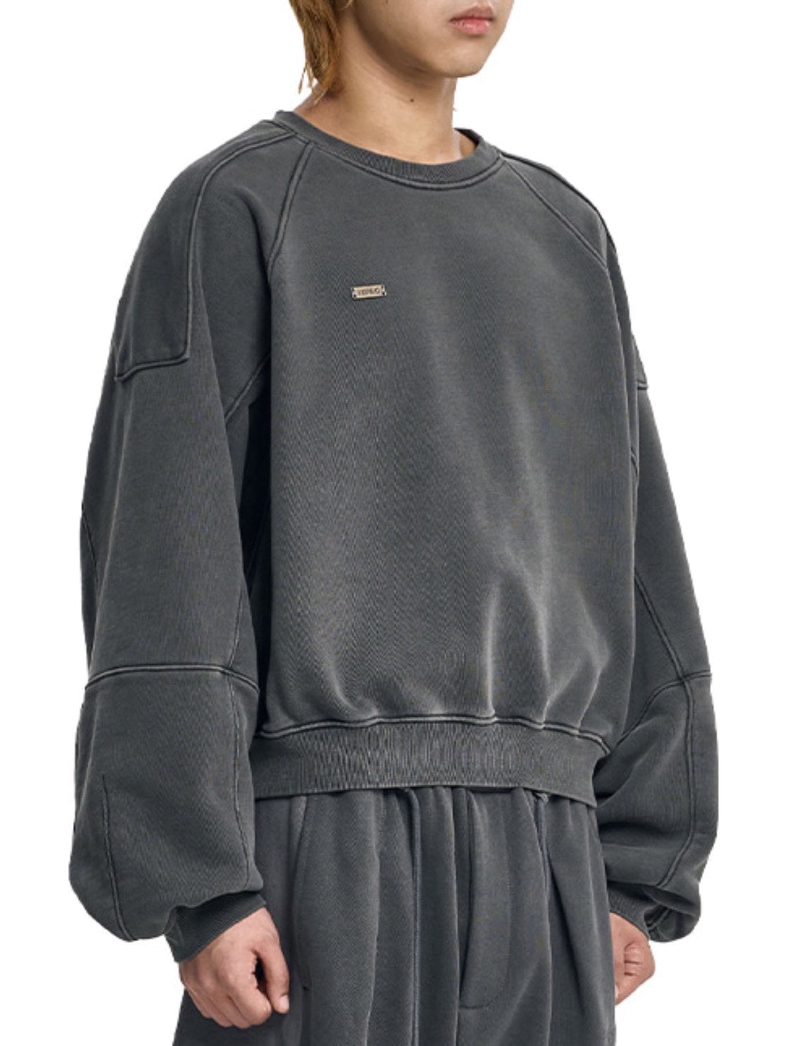 【AJOBYAJO】Vintage Panel Cropped Sweatshirt