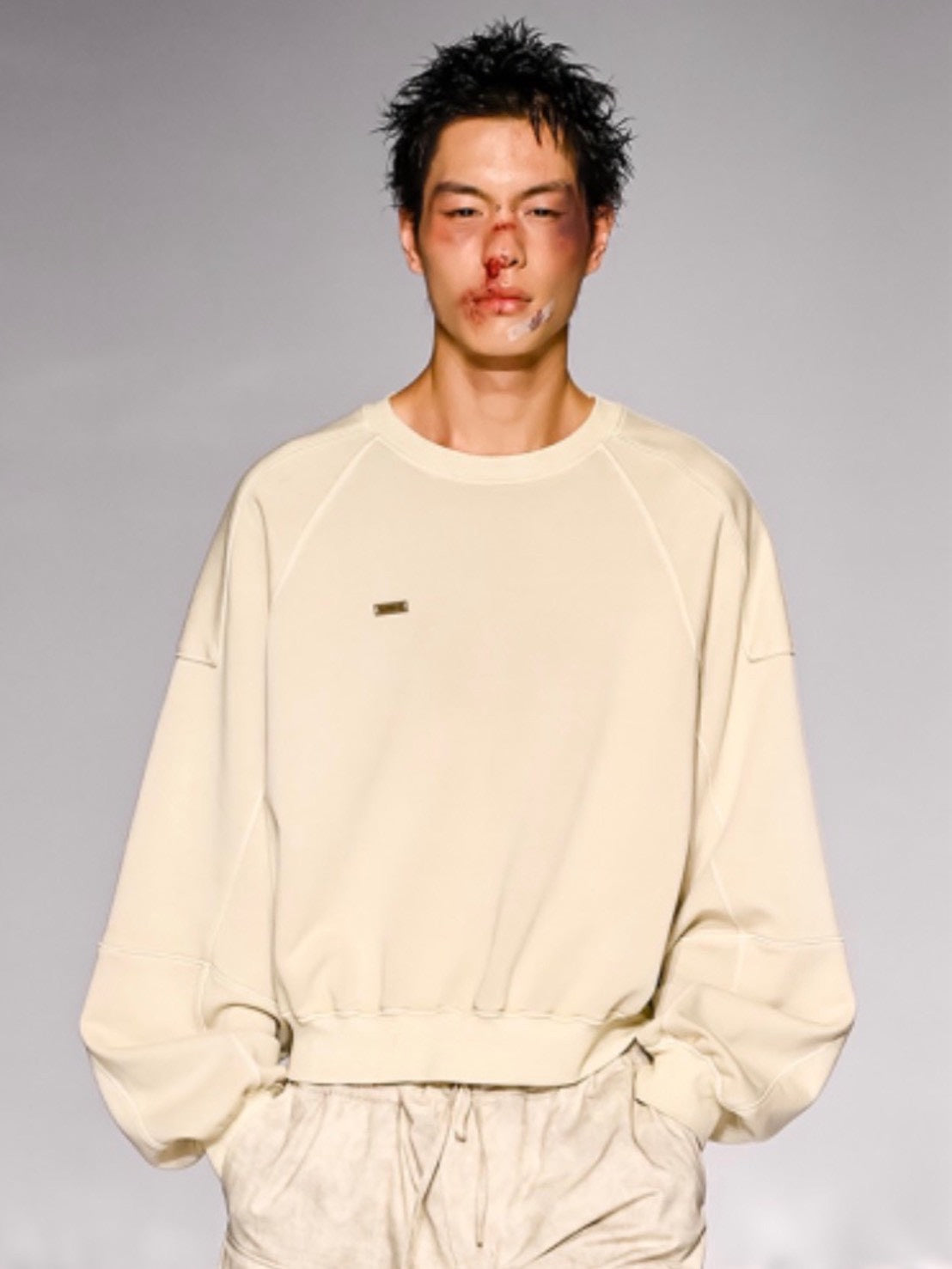 【AJOBYAJO】Vintage Panel Cropped Sweatshirt