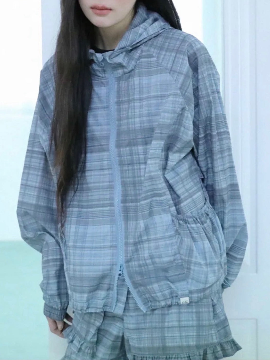 3/22 20:00発売【Uglyshadow】RUFFLE CHECKERED WINDBREAKER JACKET