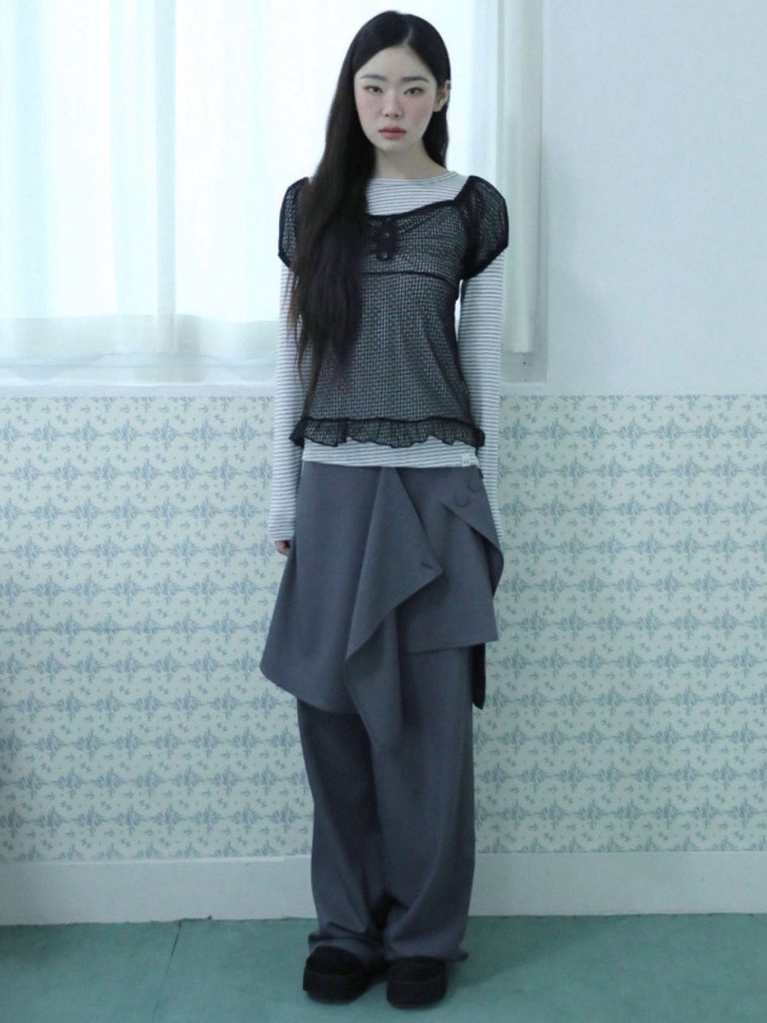 3/22 20:00発売【Uglyshadow】FLARED SKIRT PANTS