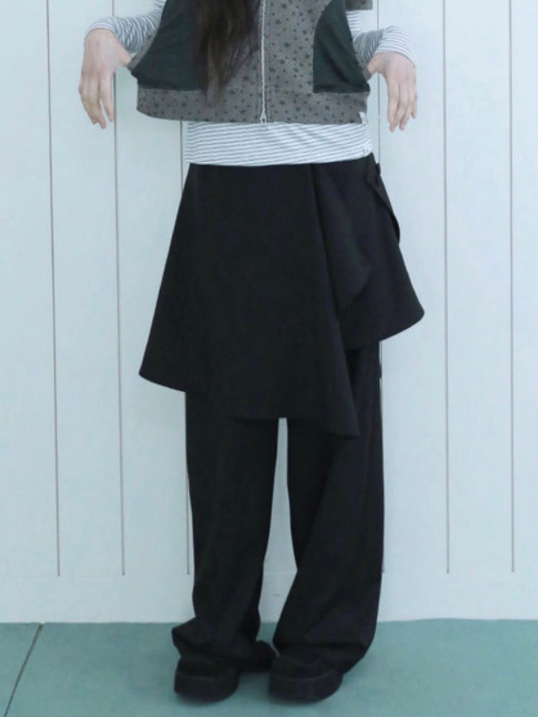 【Uglyshadow】FLARED SKIRT PANTS