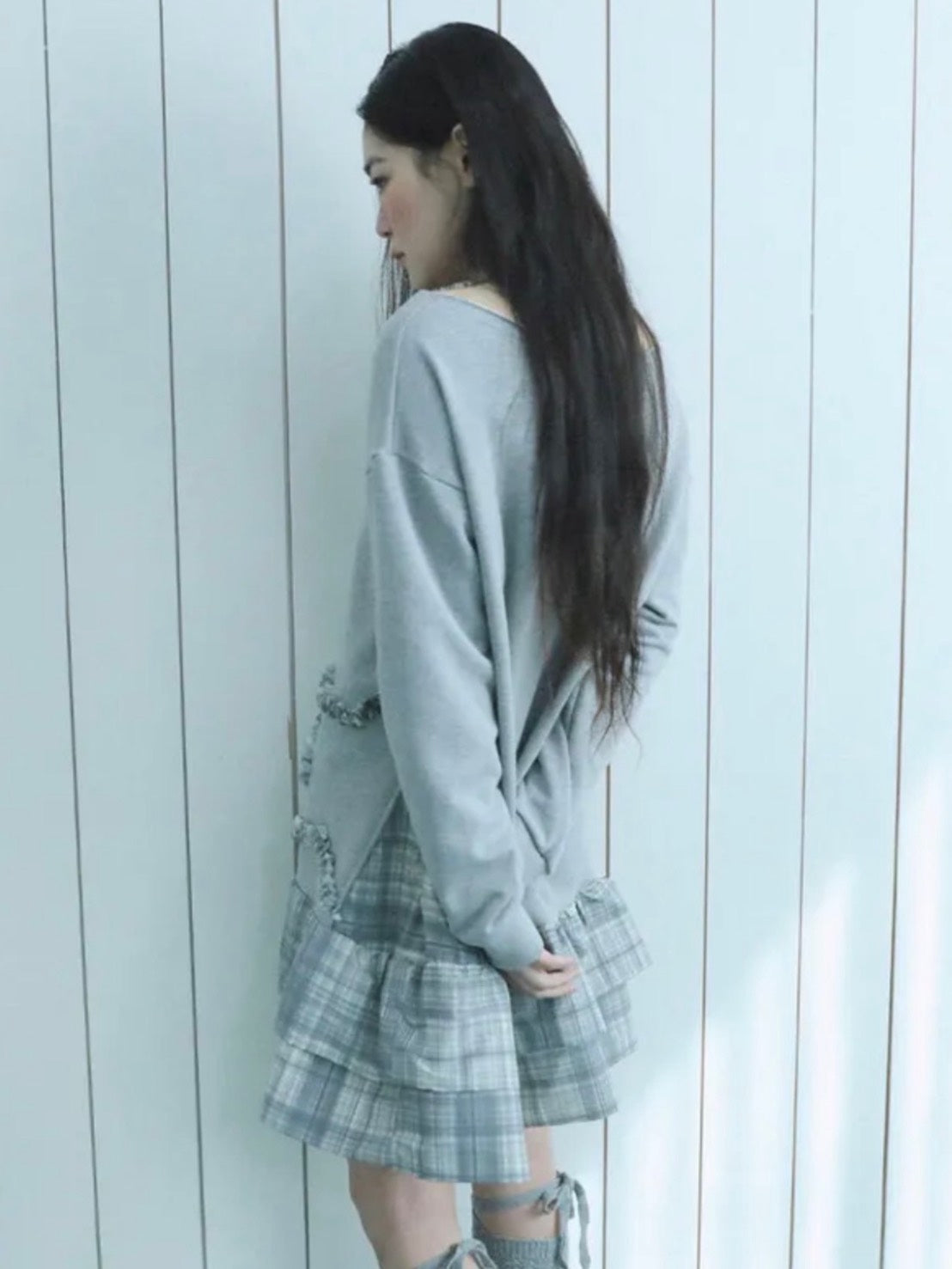 【Uglyshadow】CHECKERED OFF-SHOULDER SWEATSHIRT DRESS
