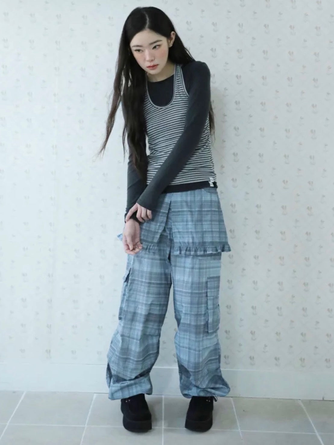 【Uglyshadow】RUFFLE CHECKERED SKIRT CARGO PANTS