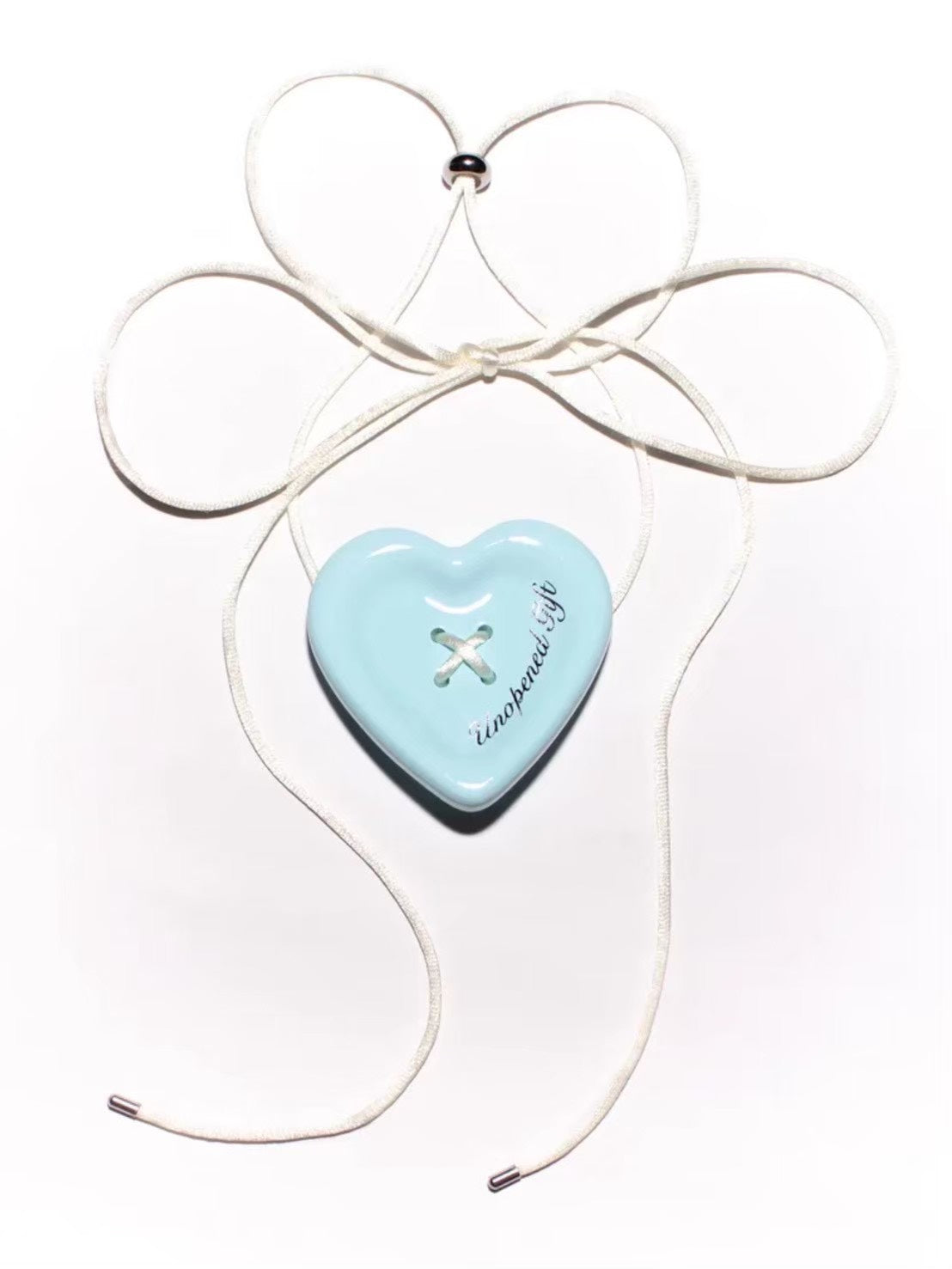 【Unopened gift】heart button chocker