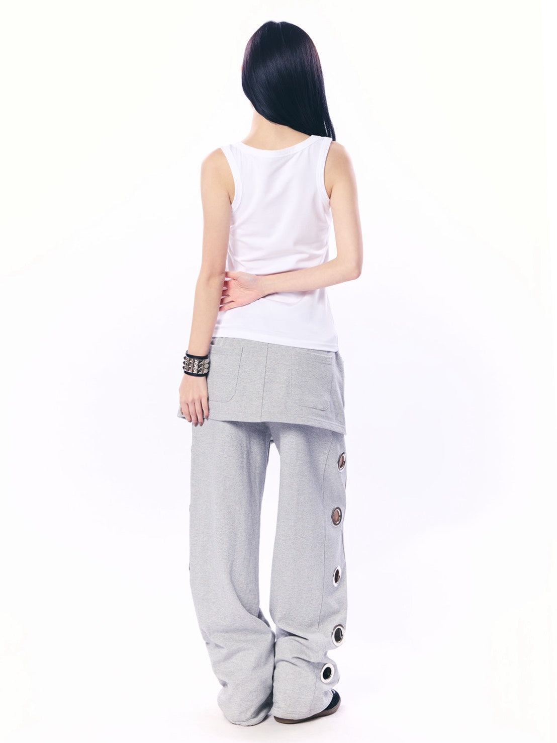 【SETUP‐EXE】LOGO CROSS SLEEVELESS TOP