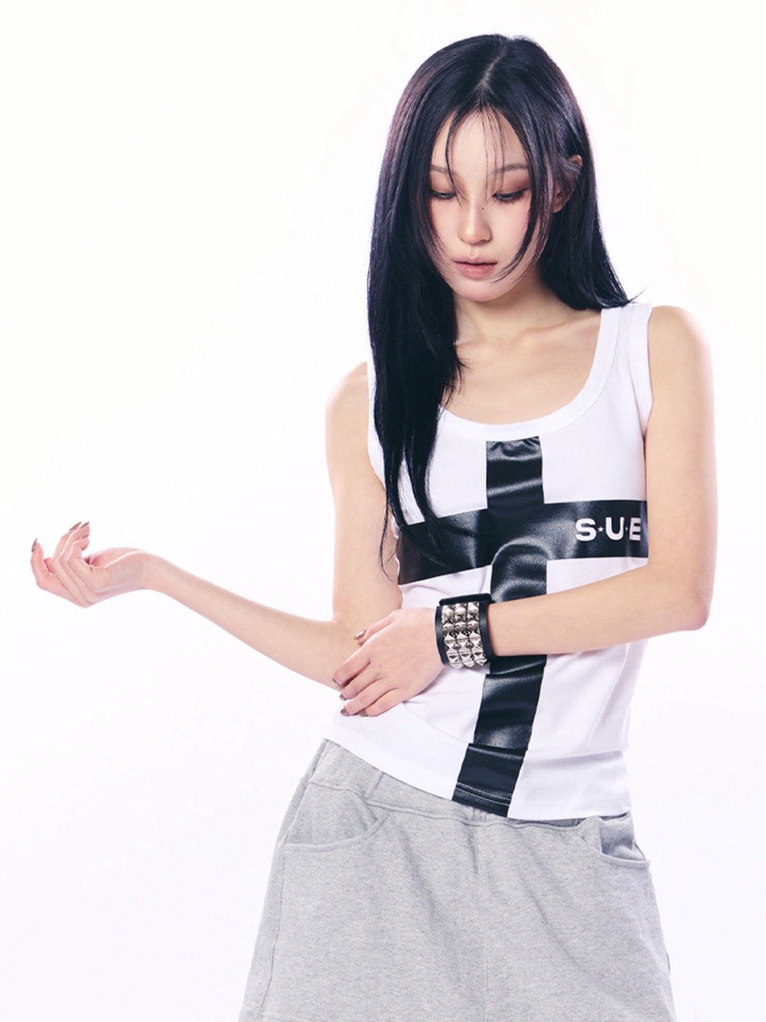 【SETUP‐EXE】LOGO CROSS SLEEVELESS TOP