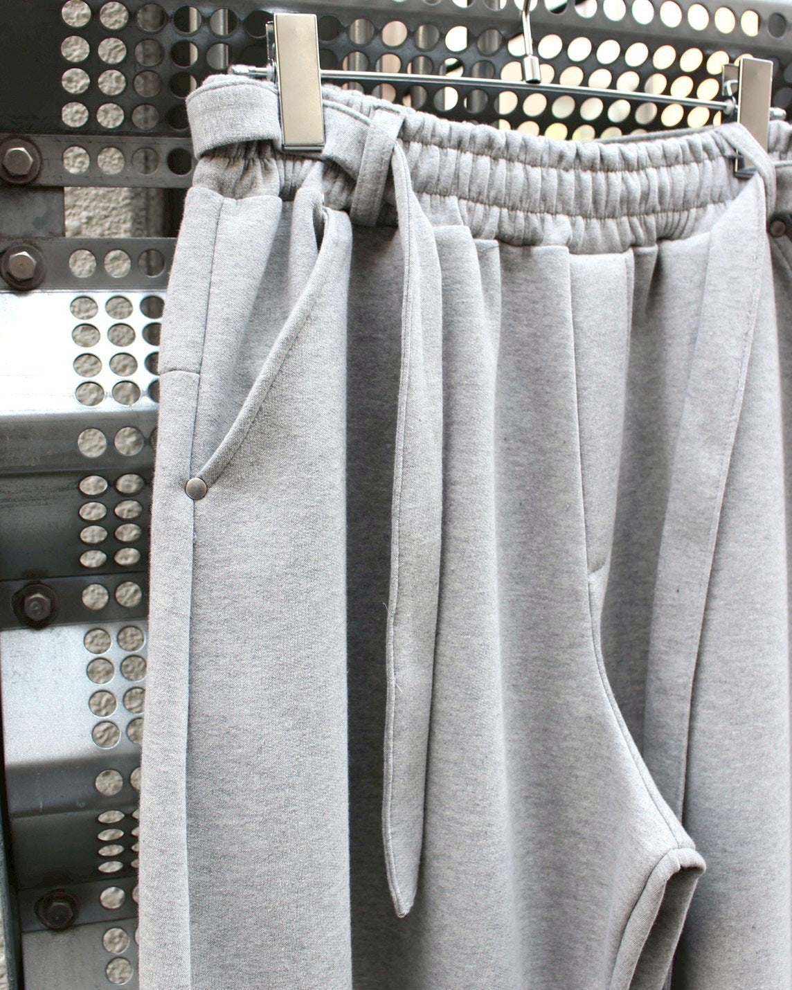 受注制【Chikashitsu +】barrel leg heavy sweat pants (2color)