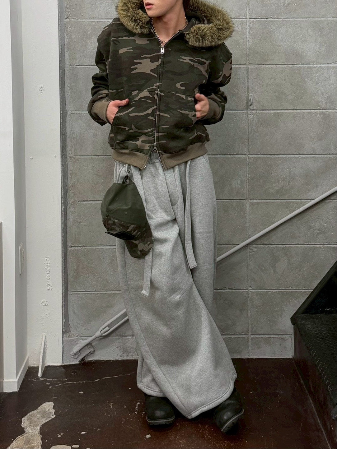 受注制【Chikashitsu +】barrel leg heavy sweat pants (2color)