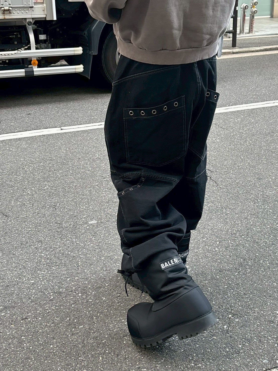 受注制【Chikashitsu +】eyelet pocket balloon pants