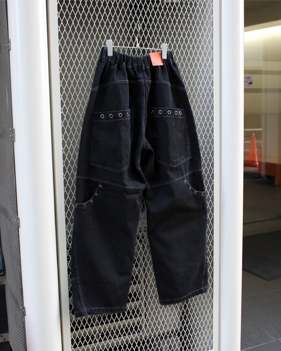 受注制【Chikashitsu +】eyelet pocket balloon pants