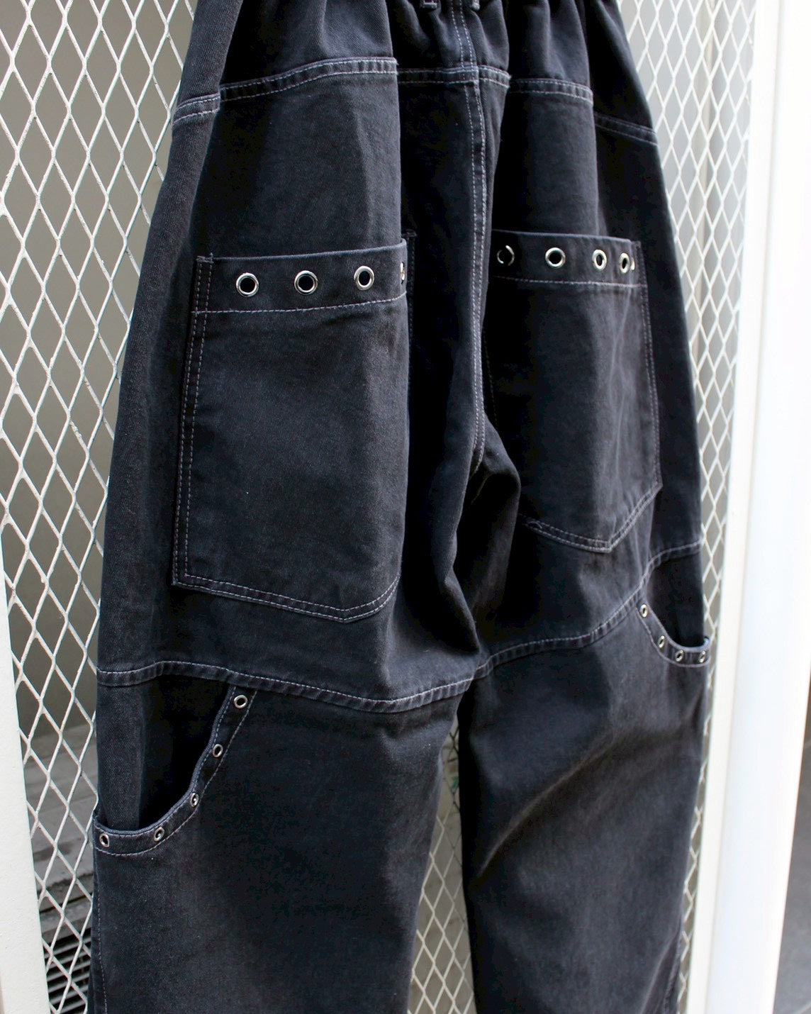 受注制【Chikashitsu +】eyelet pocket balloon pants