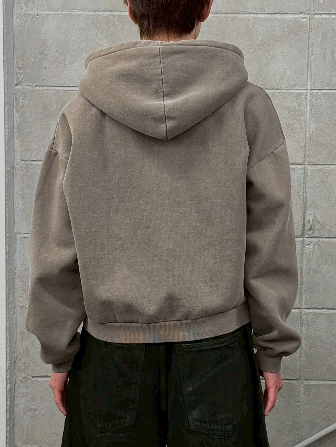 受注制【Chikashitsu +】henley neck pigment heavy hoodie (2color)