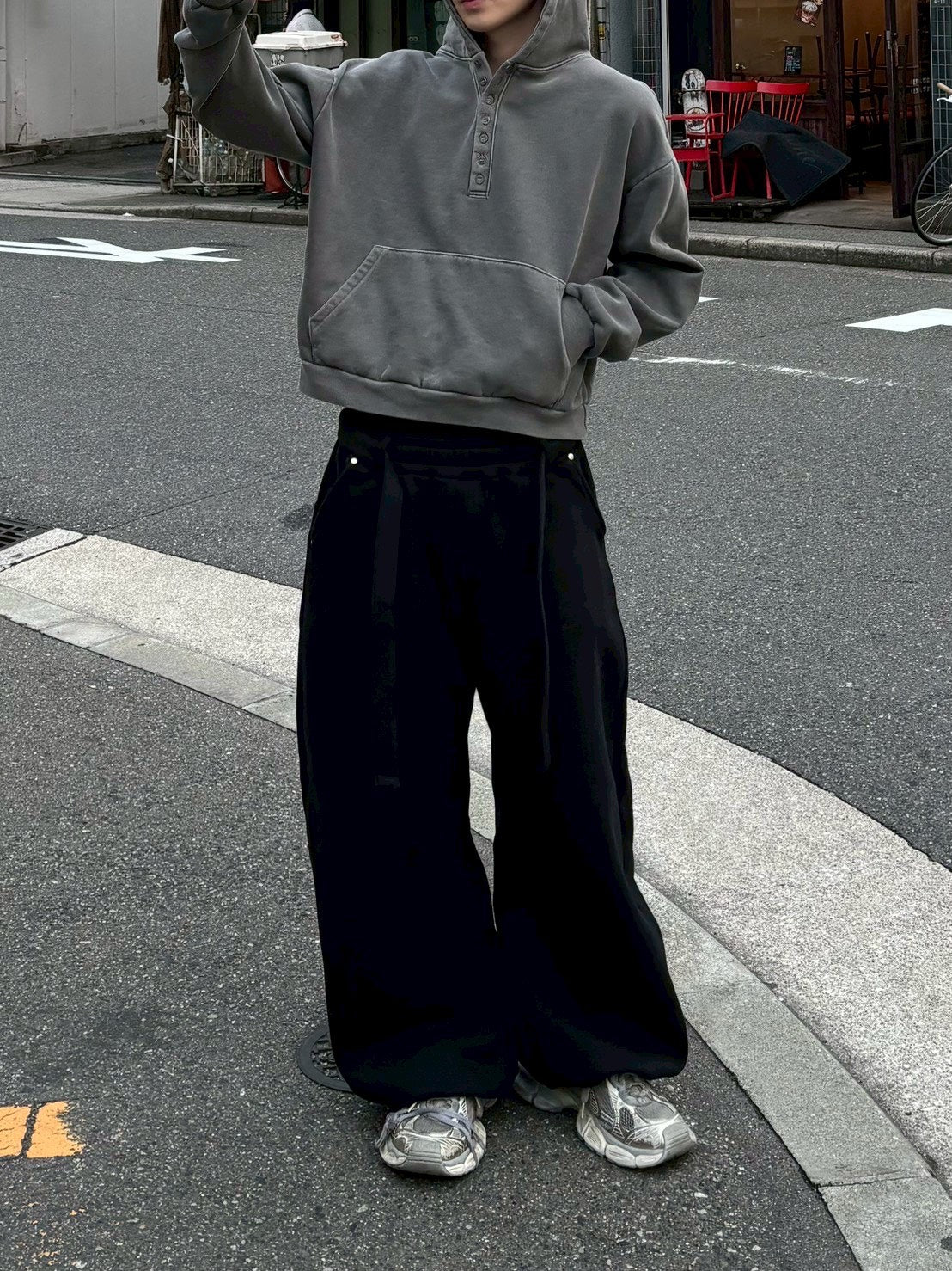 受注制【Chikashitsu +】henley neck pigment heavy hoodie (2color)