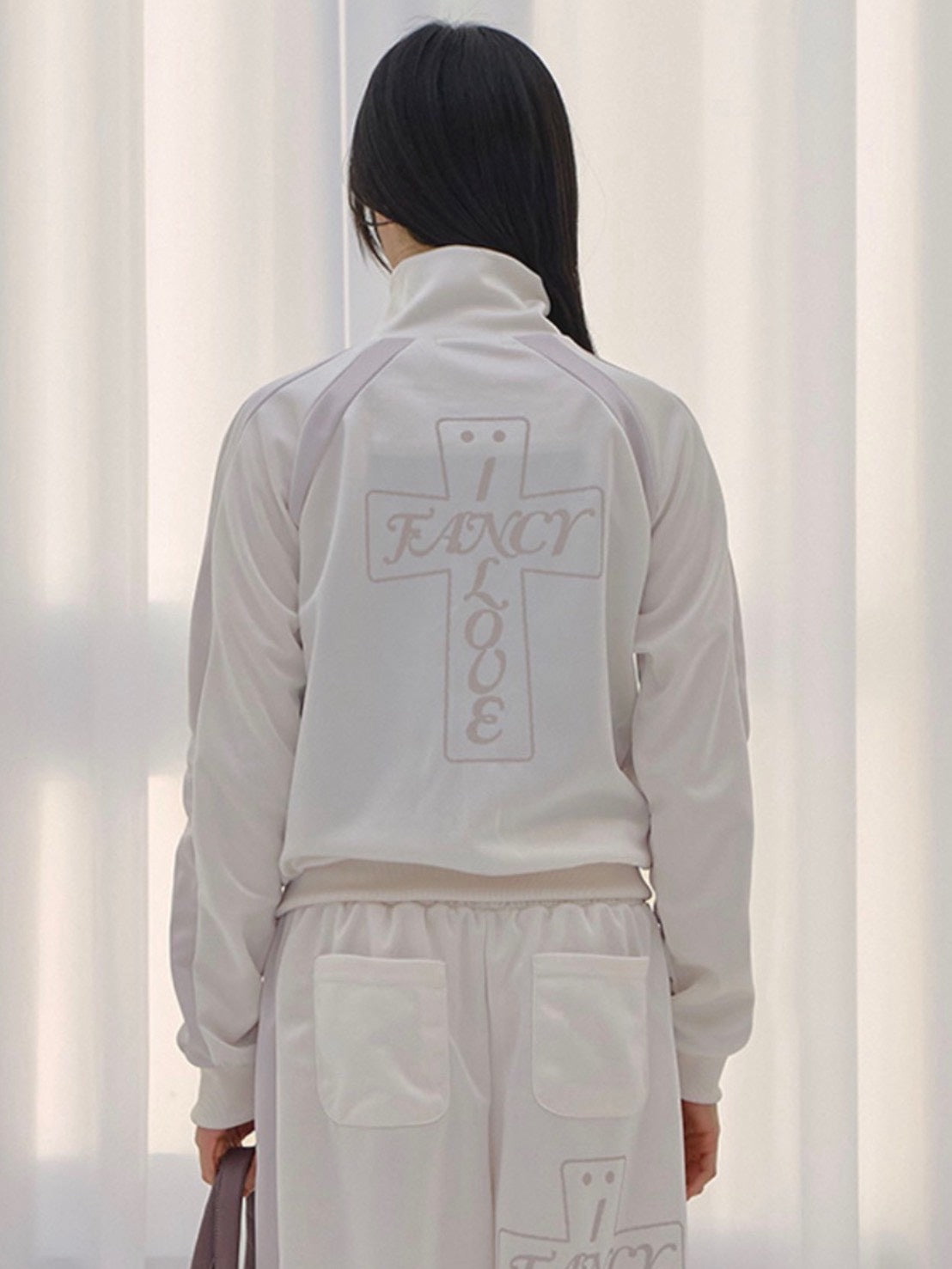 【FANCY CLUB】FROSS GLOSSY TRACK TOP