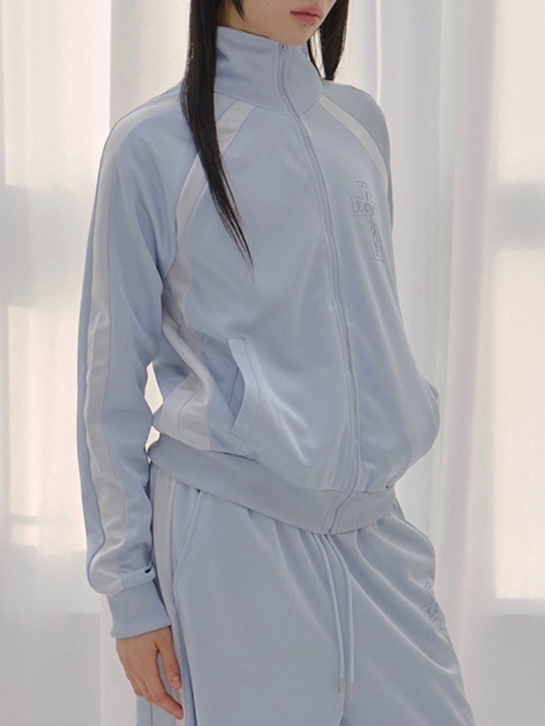 【FANCY CLUB】FROSS GLOSSY TRACK TOP