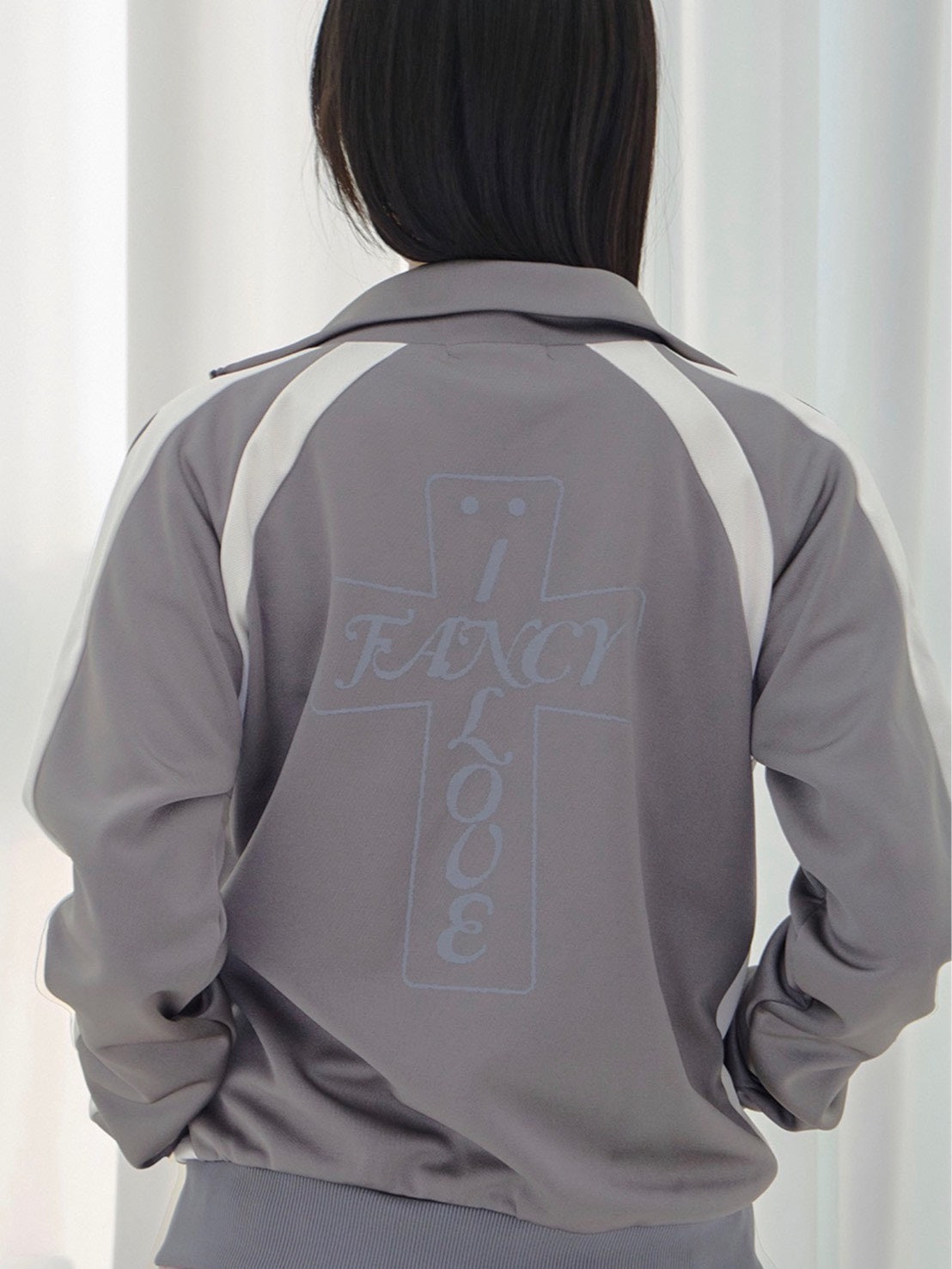 【FANCY CLUB】FROSS GLOSSY TRACK TOP
