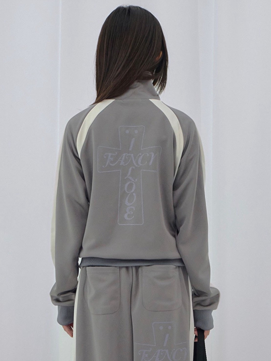 【FANCY CLUB】FROSS GLOSSY TRACK TOP