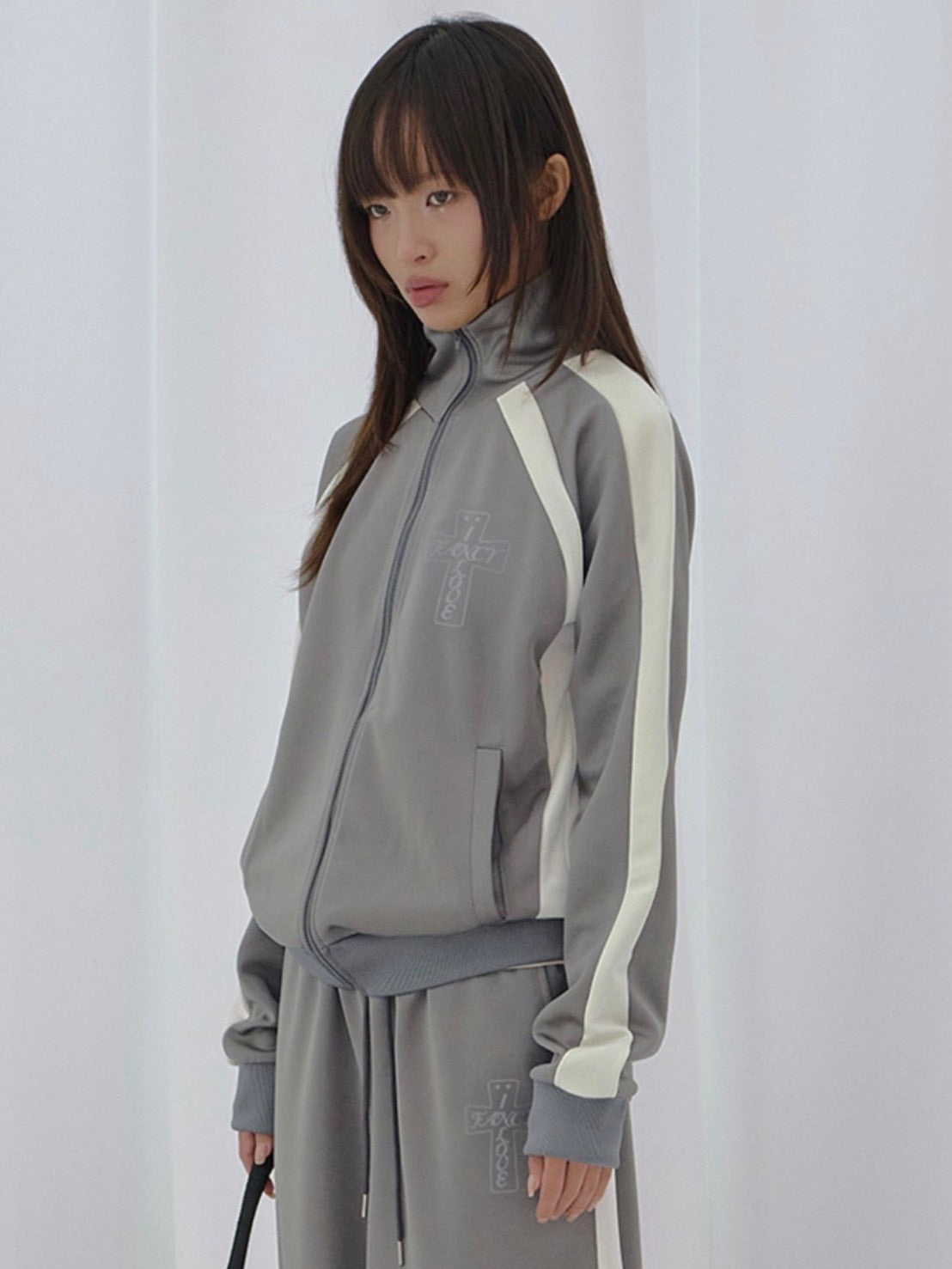 【FANCY CLUB】FROSS GLOSSY TRACK TOP