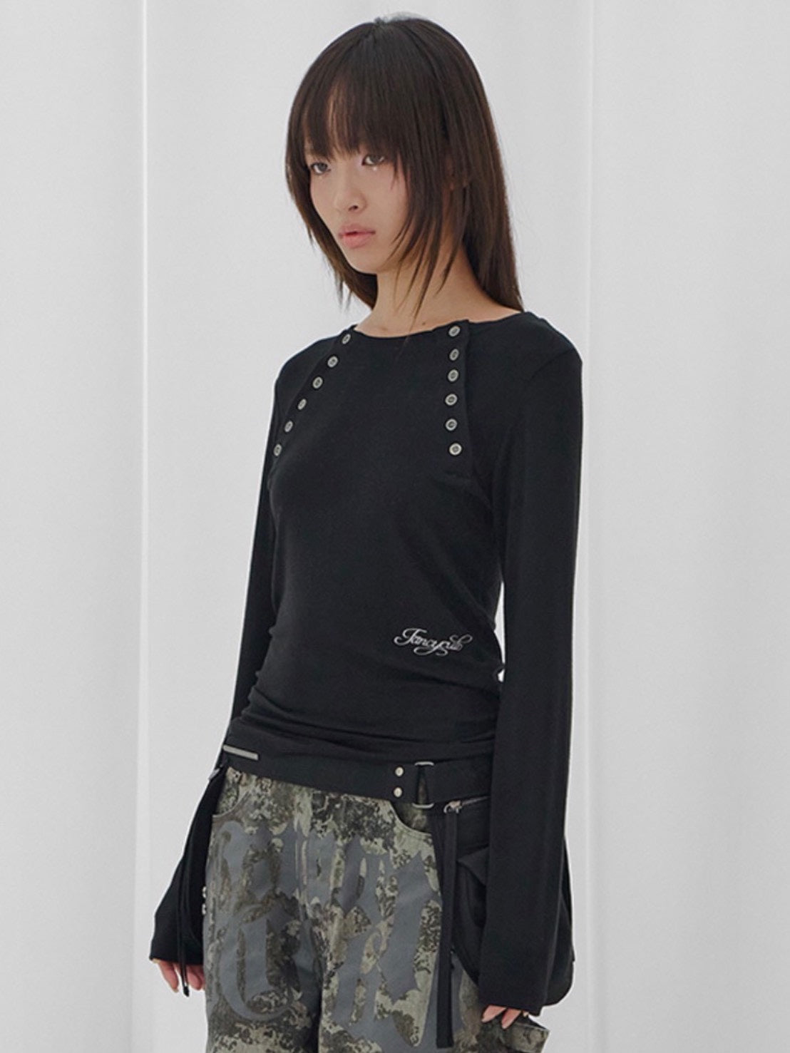 【FANCY CLUB】MOVE BUTTON LONG SLEEVE