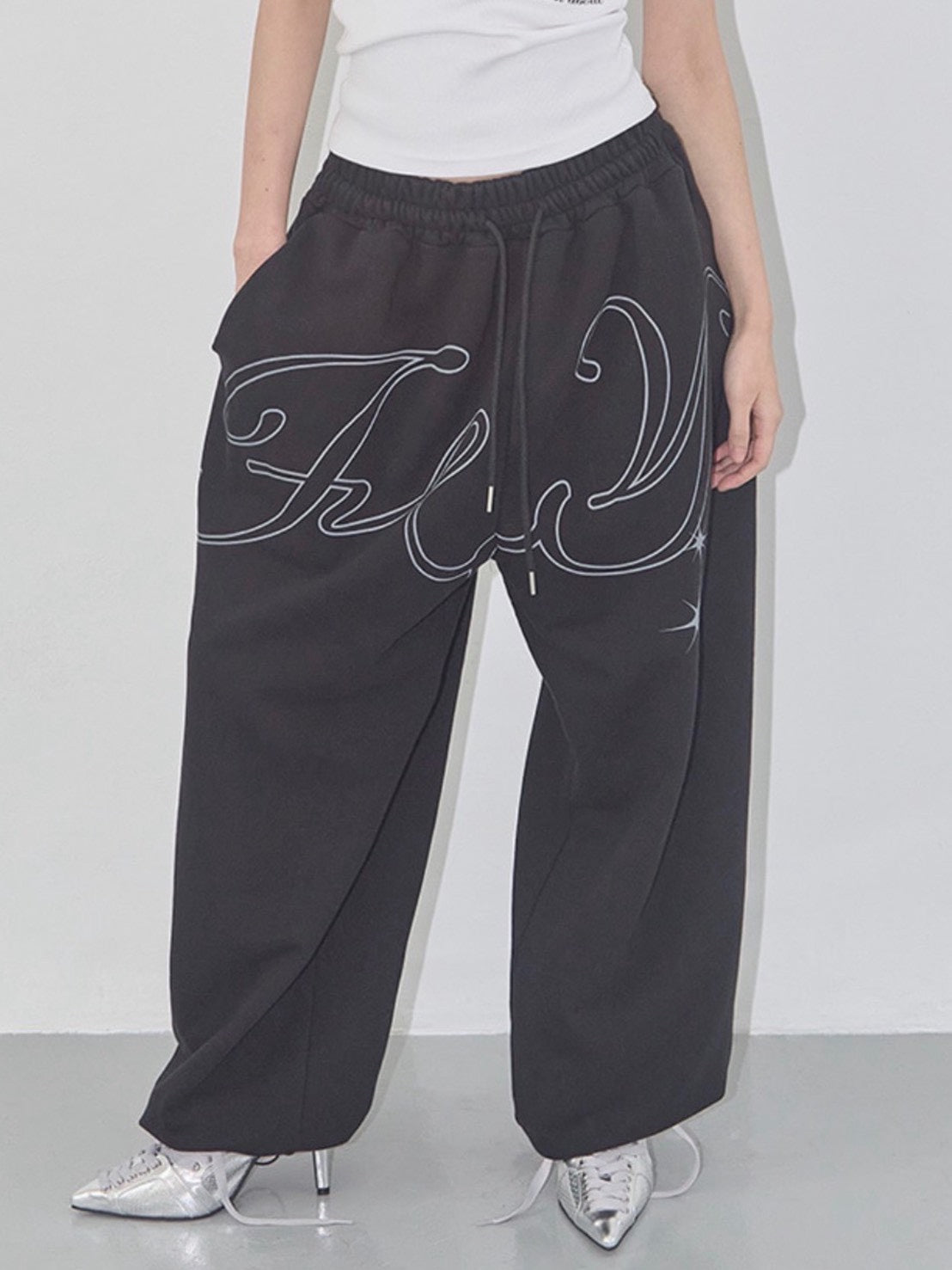 【FANCY CLUB】ANGEL VINTAGE SWEATPANTS