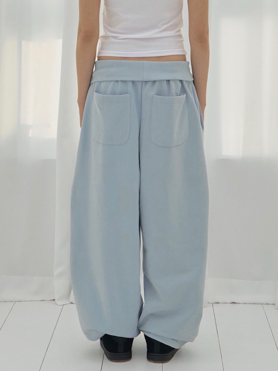 【FANCY CLUB】FROSS BANDING SWEATPANTS