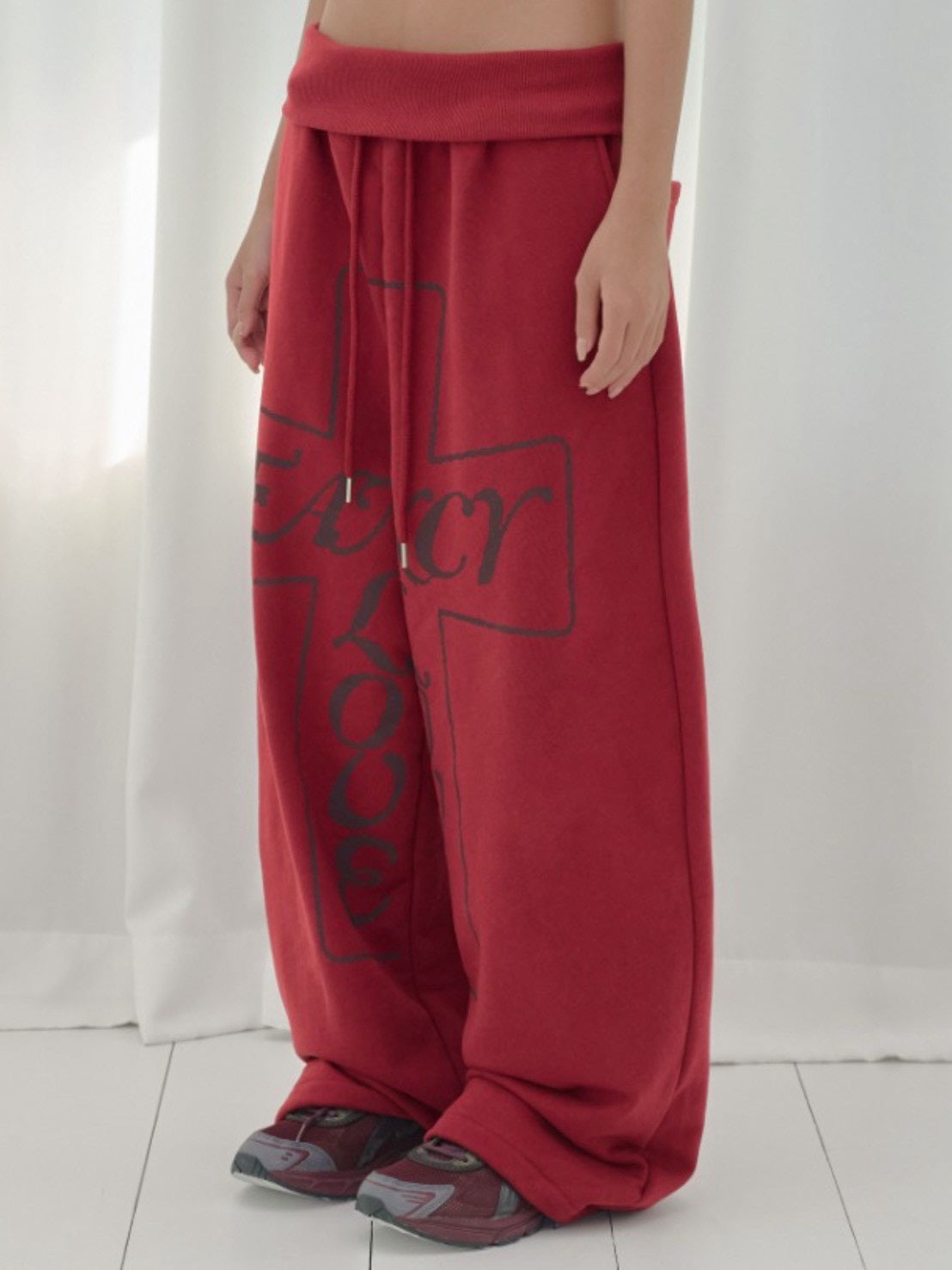 【FANCY CLUB】FROSS BANDING SWEATPANTS