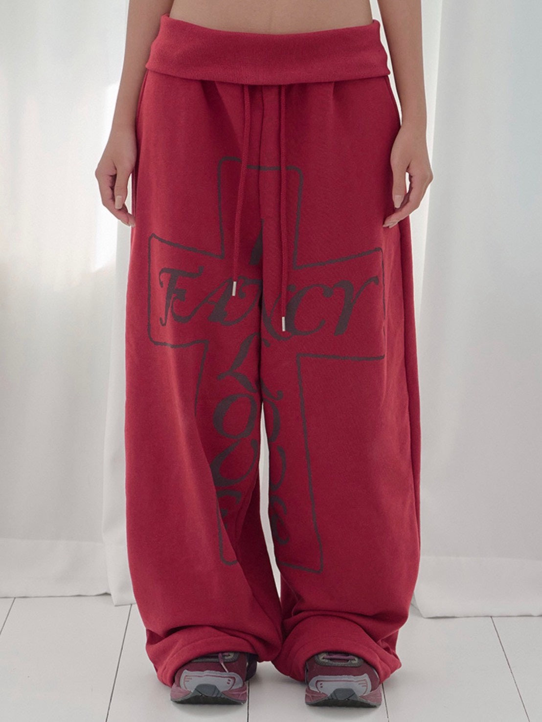 【FANCY CLUB】FROSS BANDING SWEATPANTS