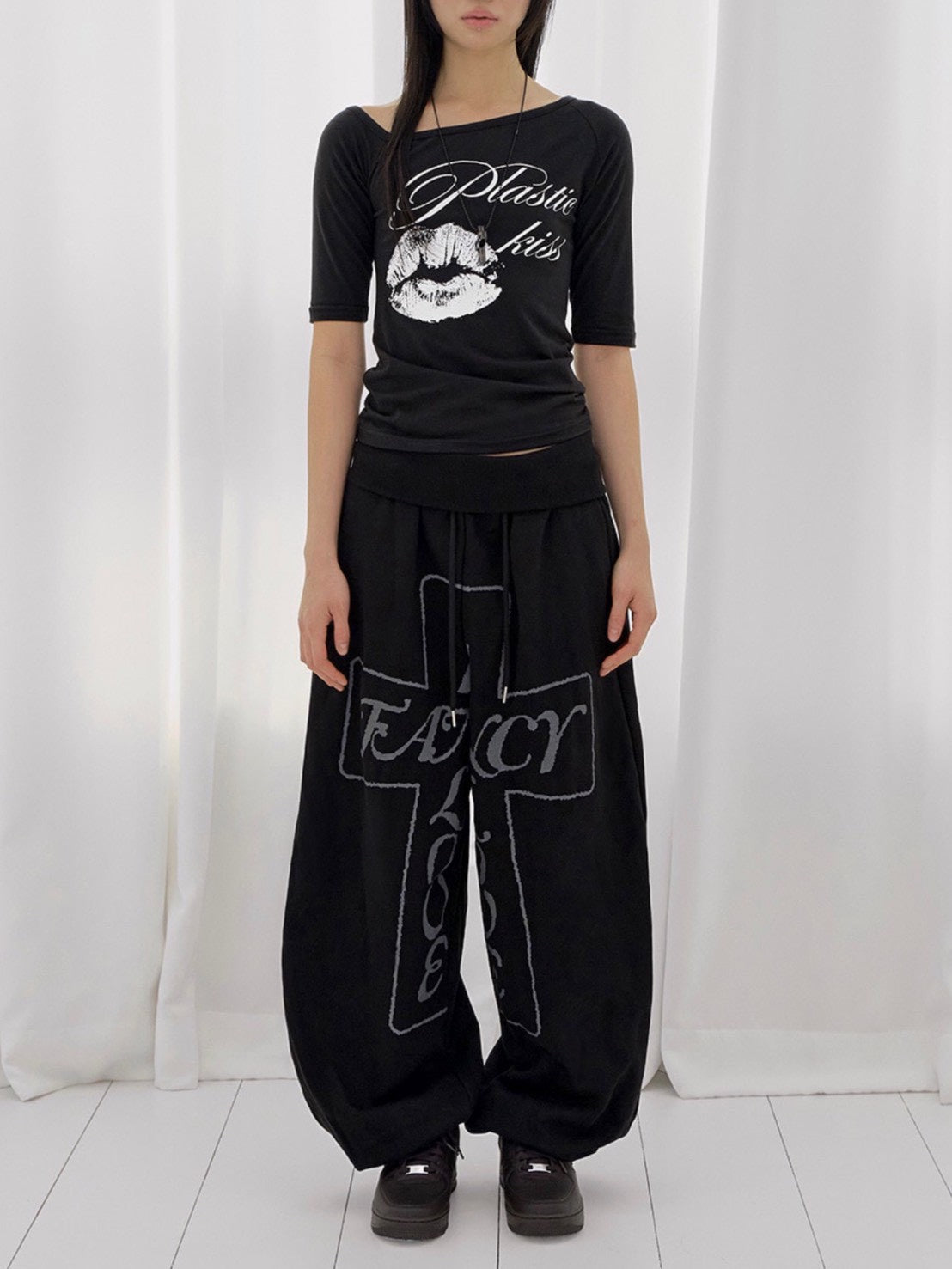 【FANCY CLUB】FROSS BANDING SWEATPANTS