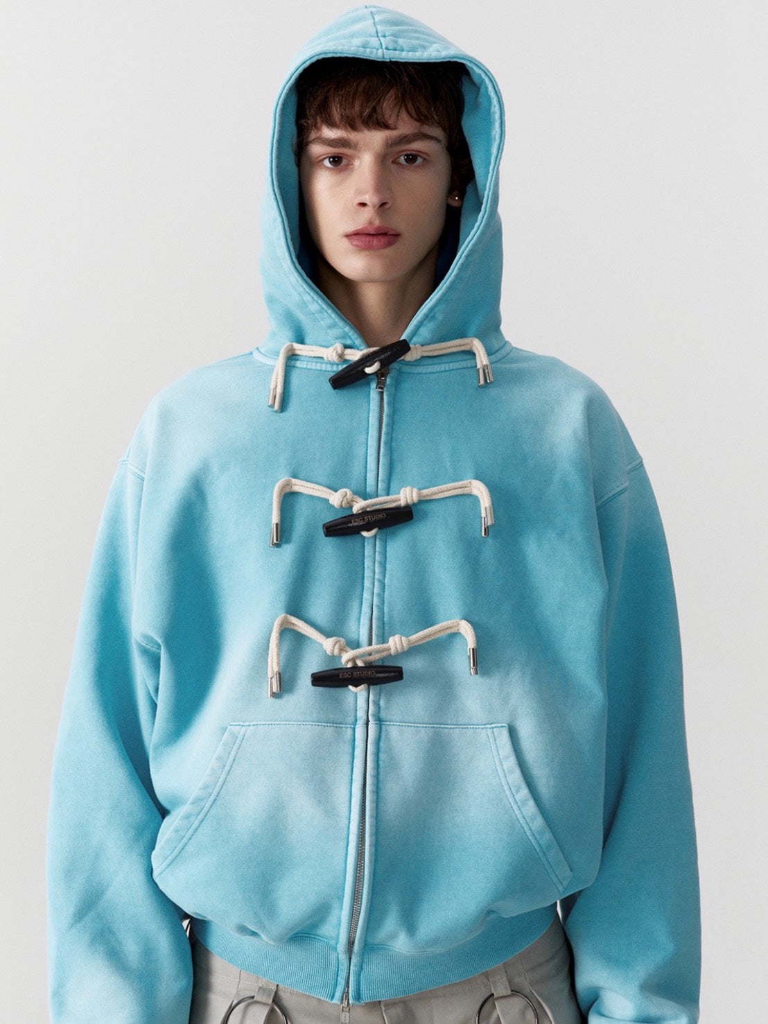 【ESC STUDIO】toggle button hoodie