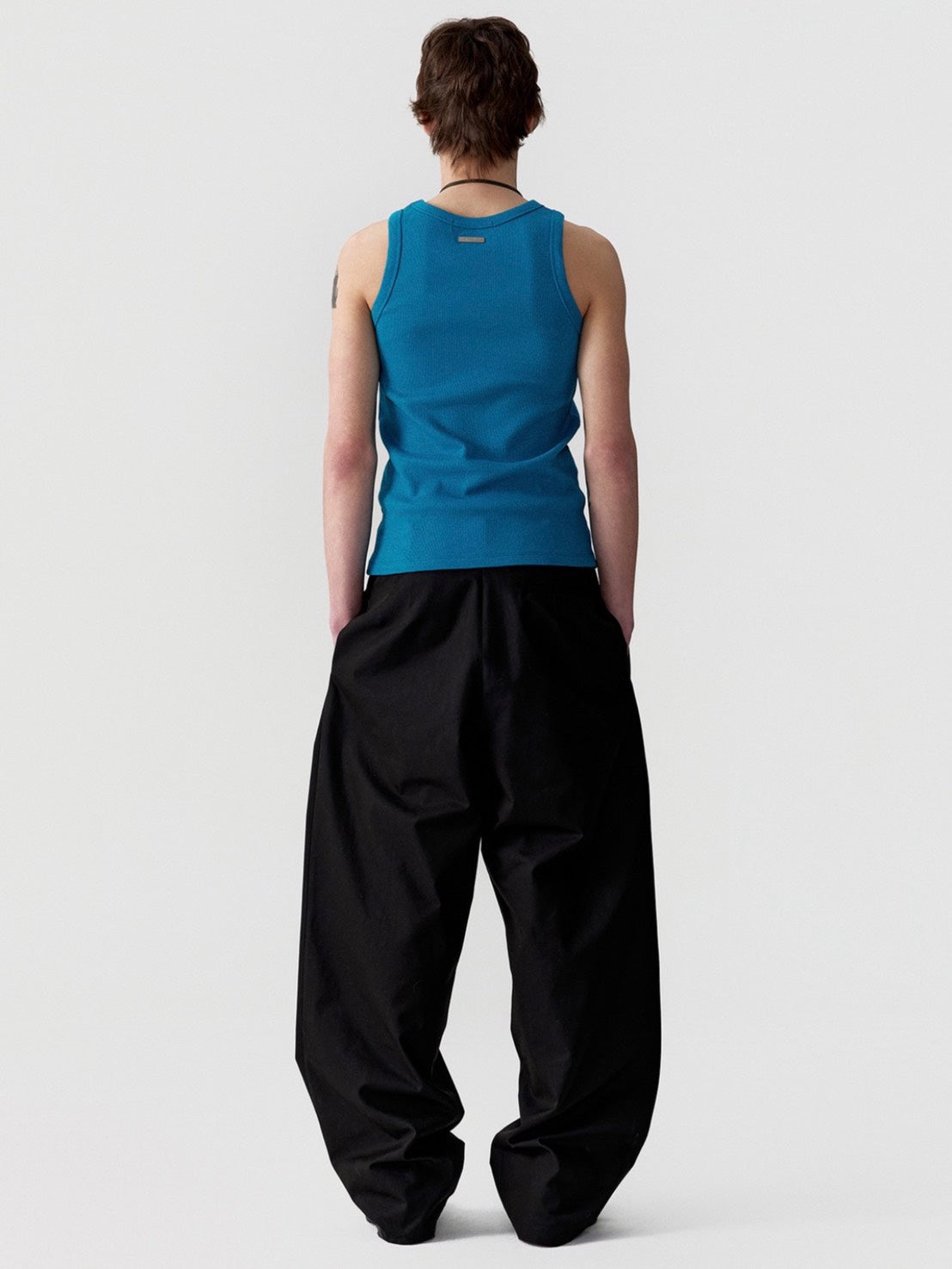 【ESC STUDIO】esc snug ribbed tank top