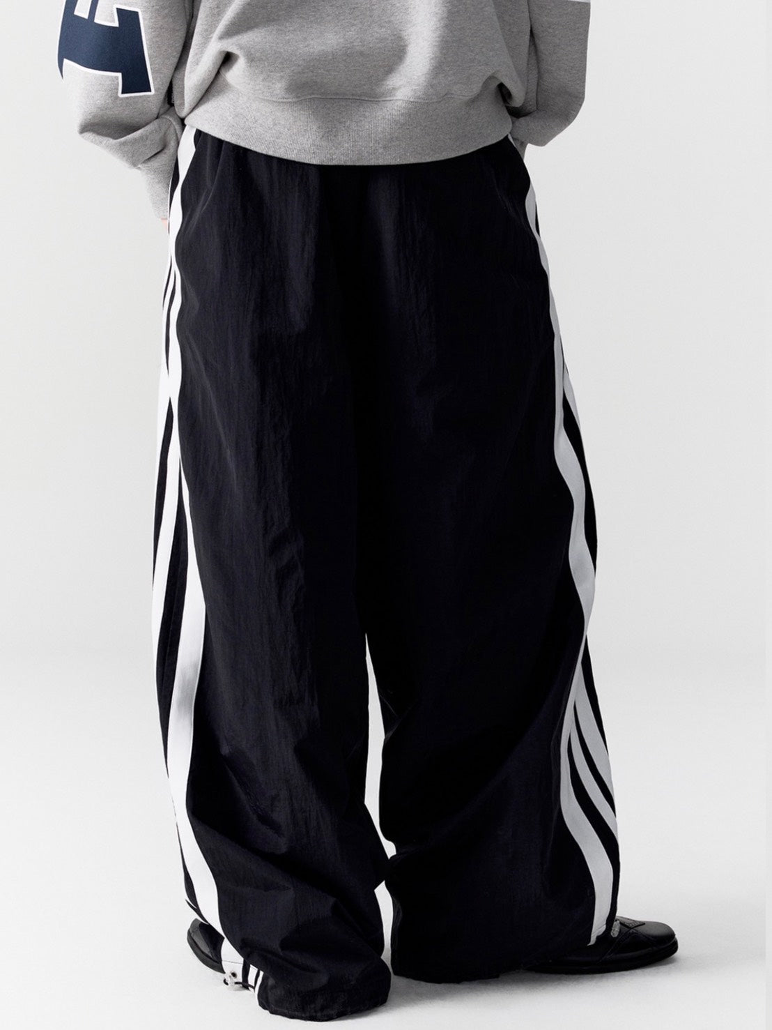 【ESC STUDIO】HOMIE 3-stripe track panrt