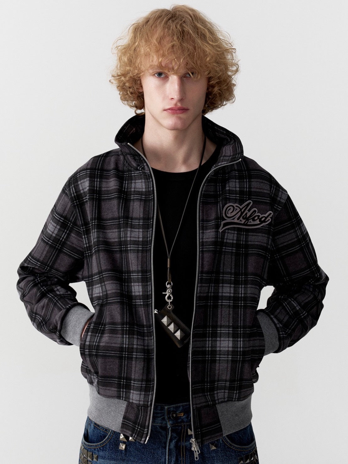 【ESC STUDIO】studded lighter case