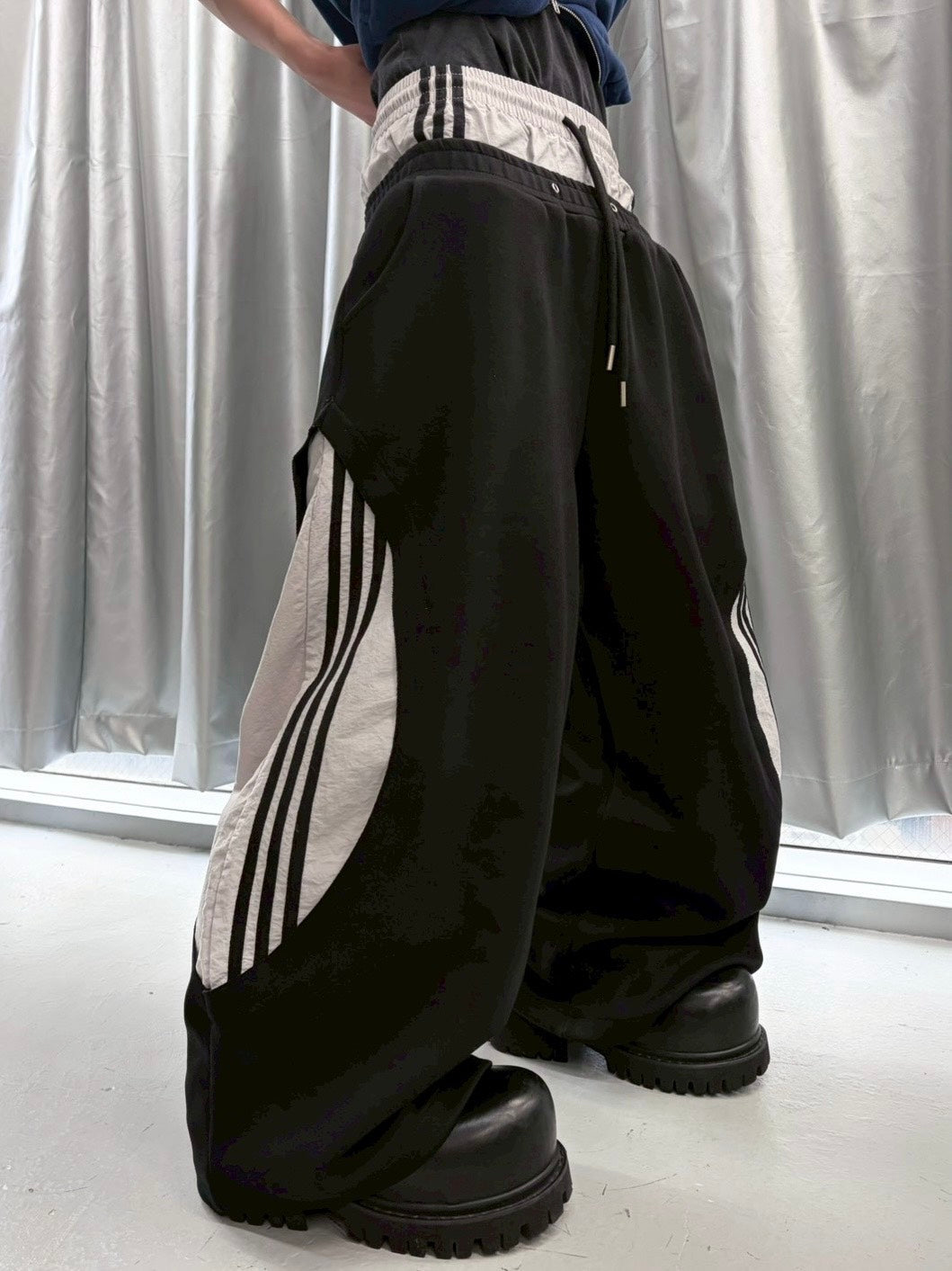 【LUV CODE】layered design sweat pants 国際配送【LUV CODE】layered design sweat pants (2color) – PRESSING