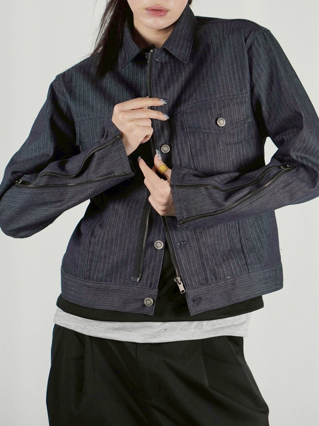 4/10 20:00発売 受注制【Chikashitsu +】non fade denim trucker jacket (2color)